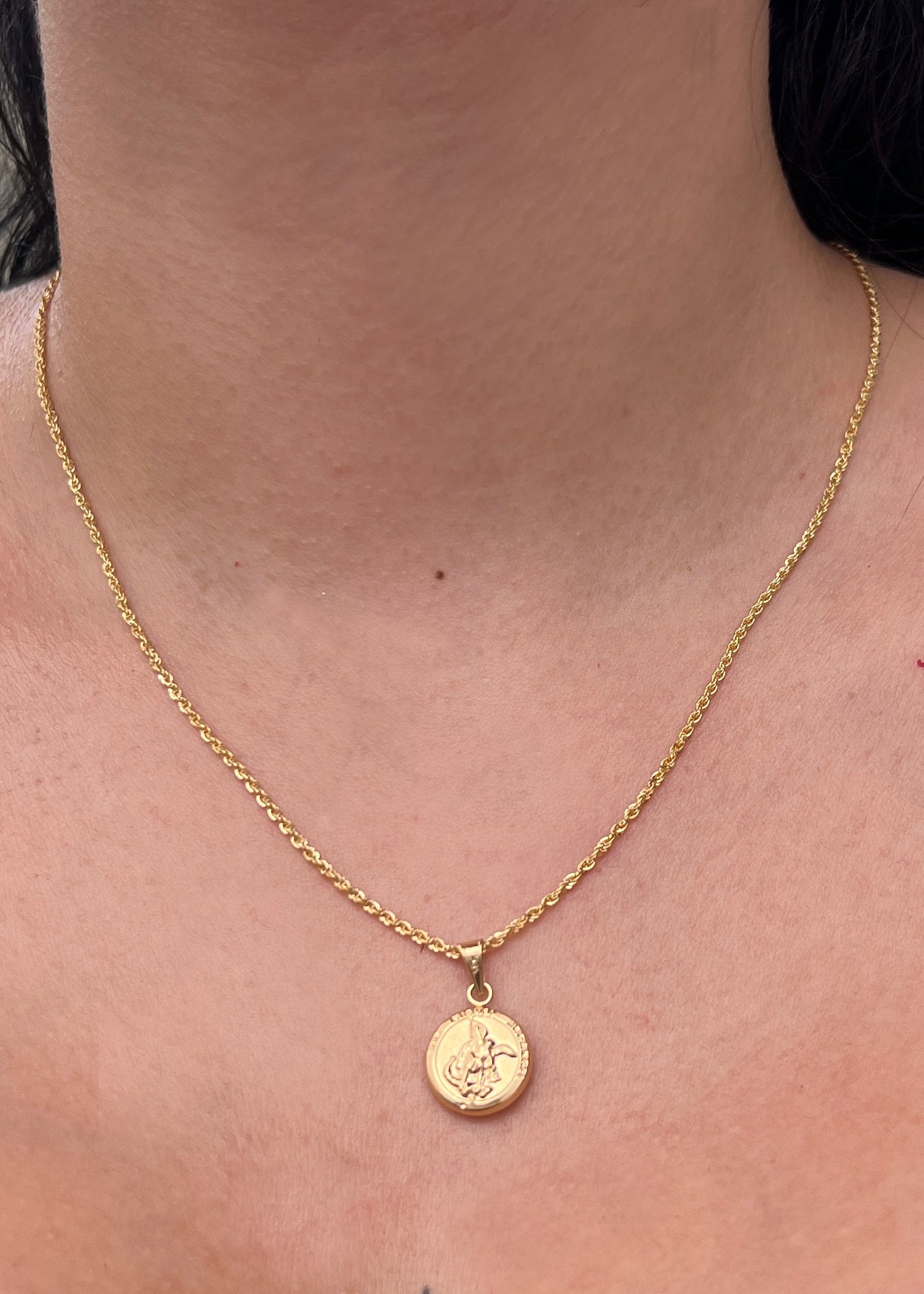 Dije arcangel san miguel 0.75gr / Largo 1.9cm / Oro Amarillo Nac P