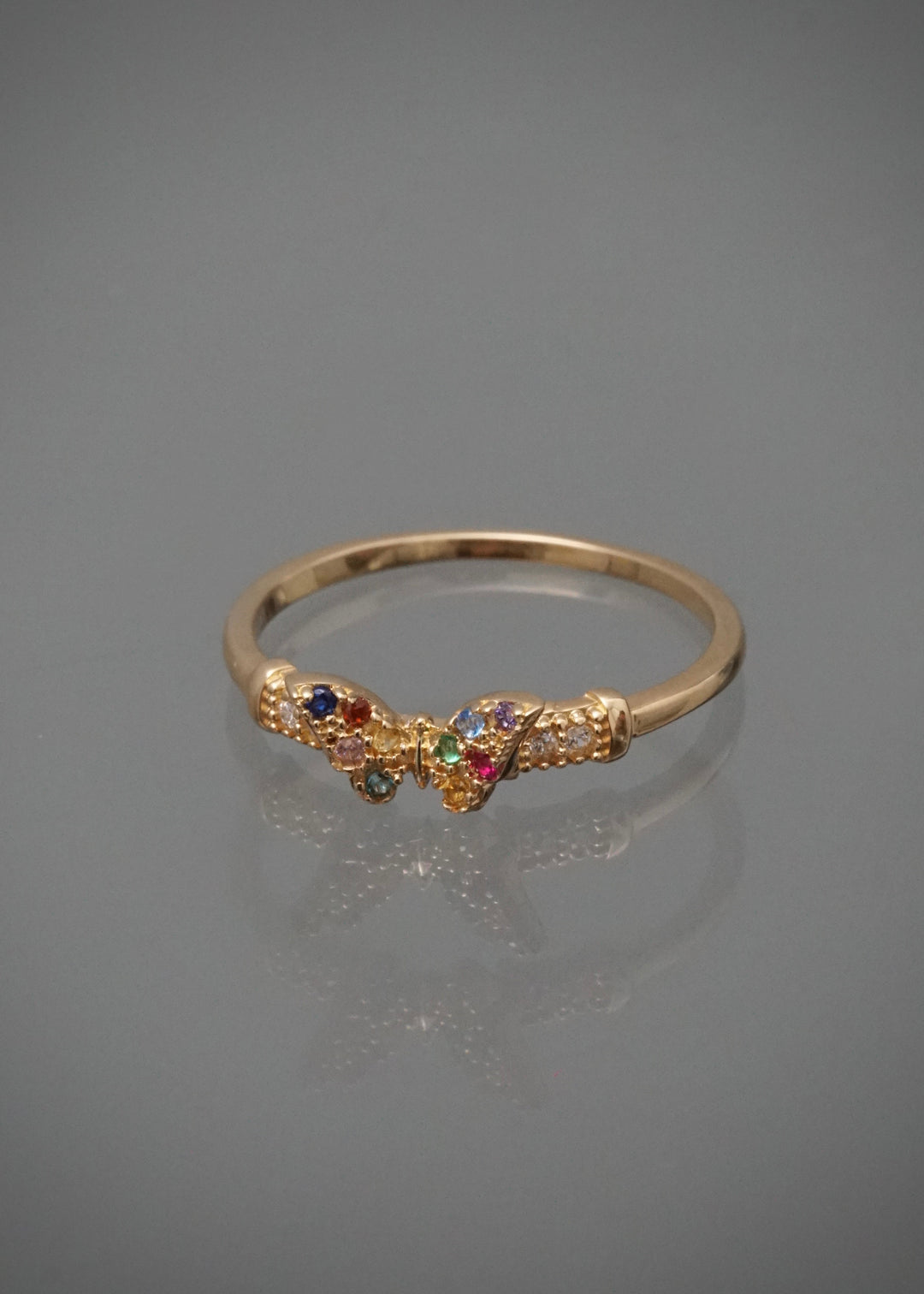 Anillo mariposa con swarovski multicolor 1.6gr / Talla 5 1/2 — Oro Amarillo