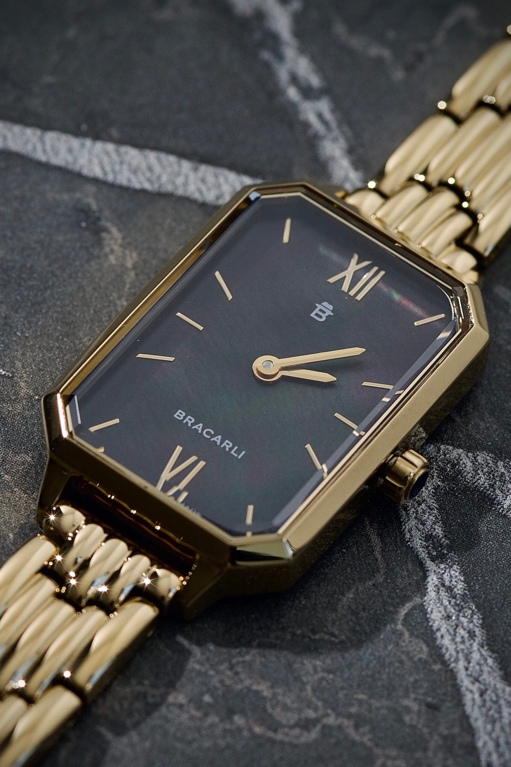 Reloj BRACARLI DORADO Colección Arte, Hecho En Suiza P