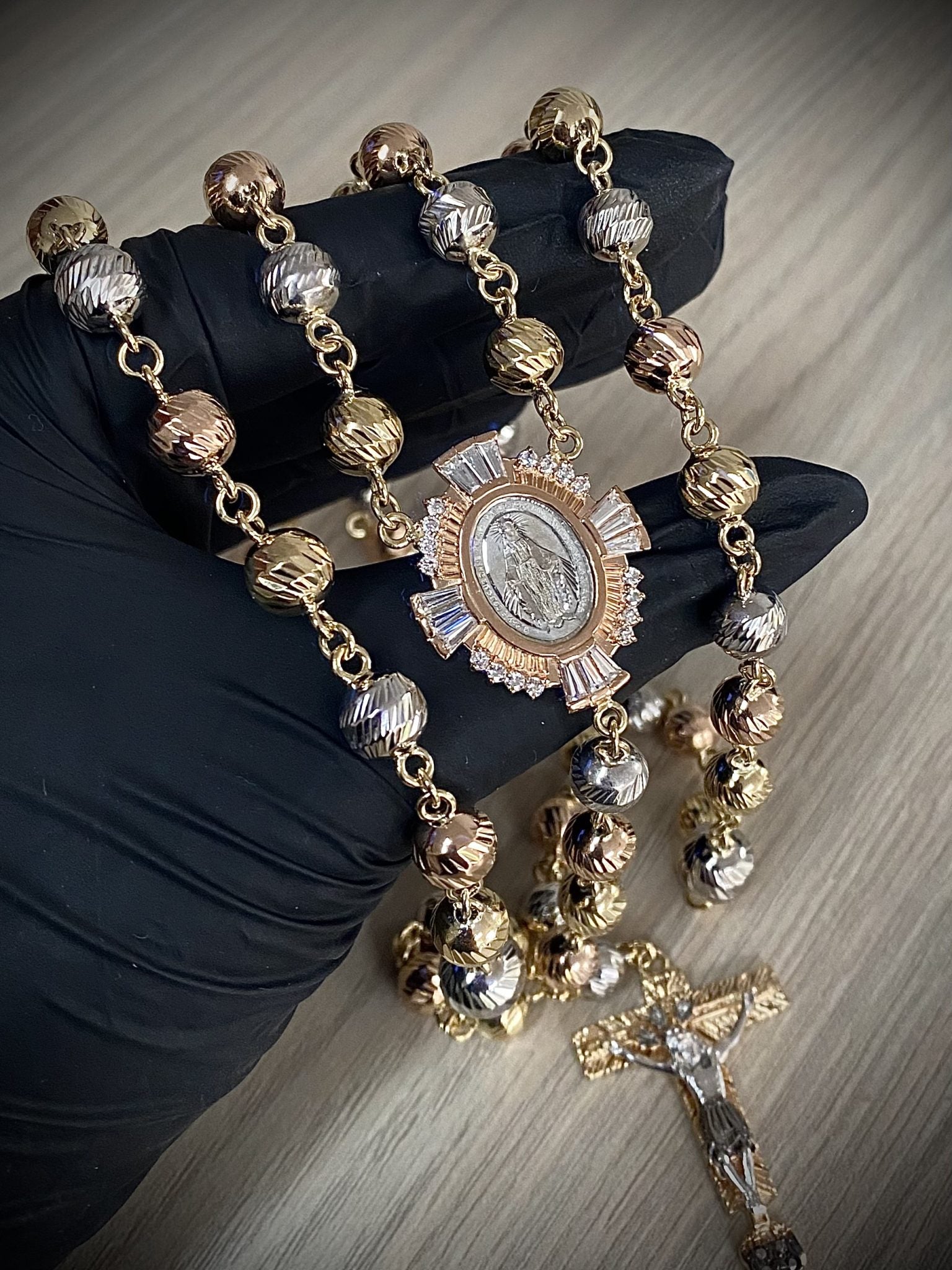 Rosario virgen de la milagrosa diamantado 114.4gr / Tres Oros Nac P