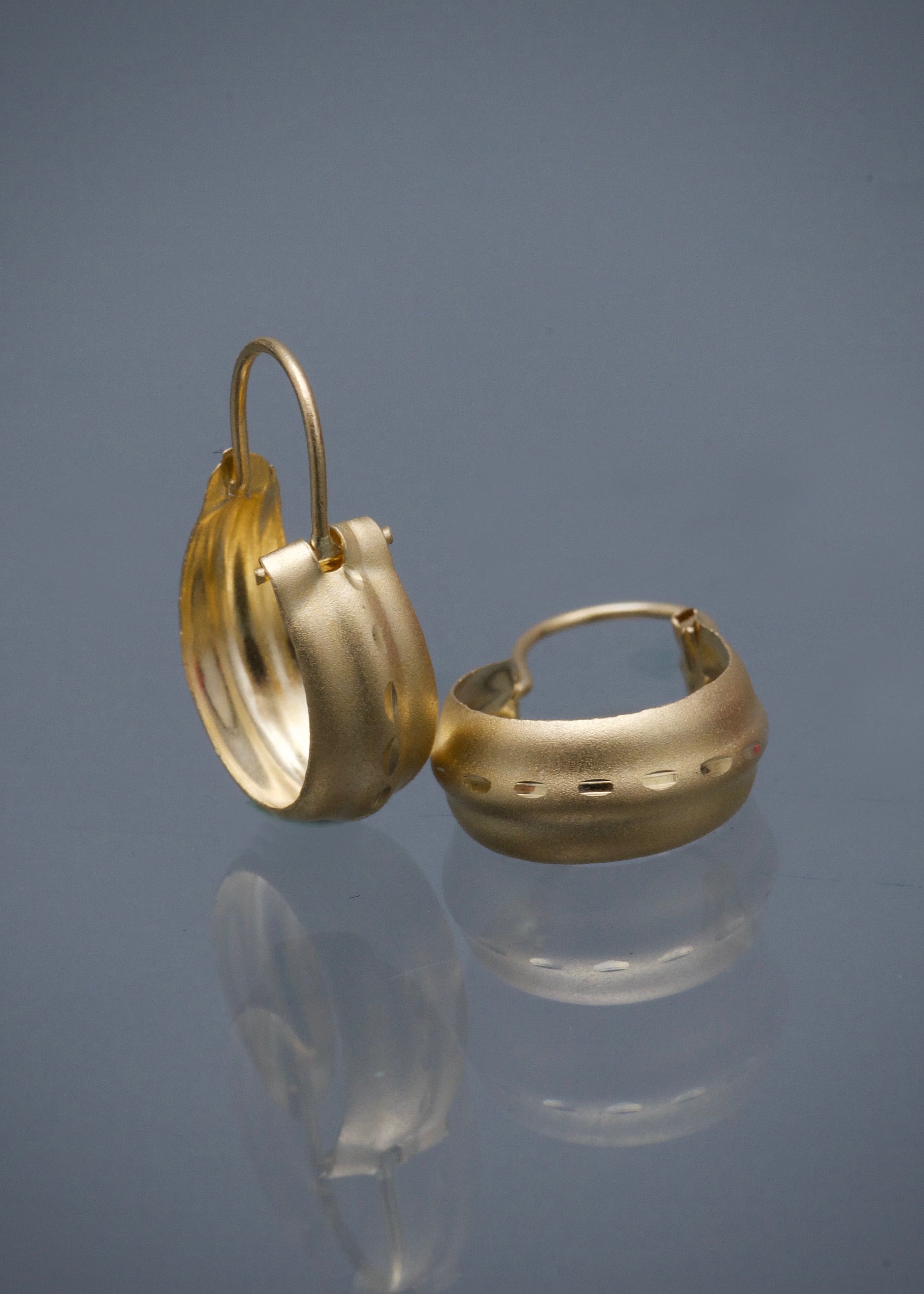 Candongas mate 0.9gr / Largo 1.8cm / Oro Amarillo Nac M