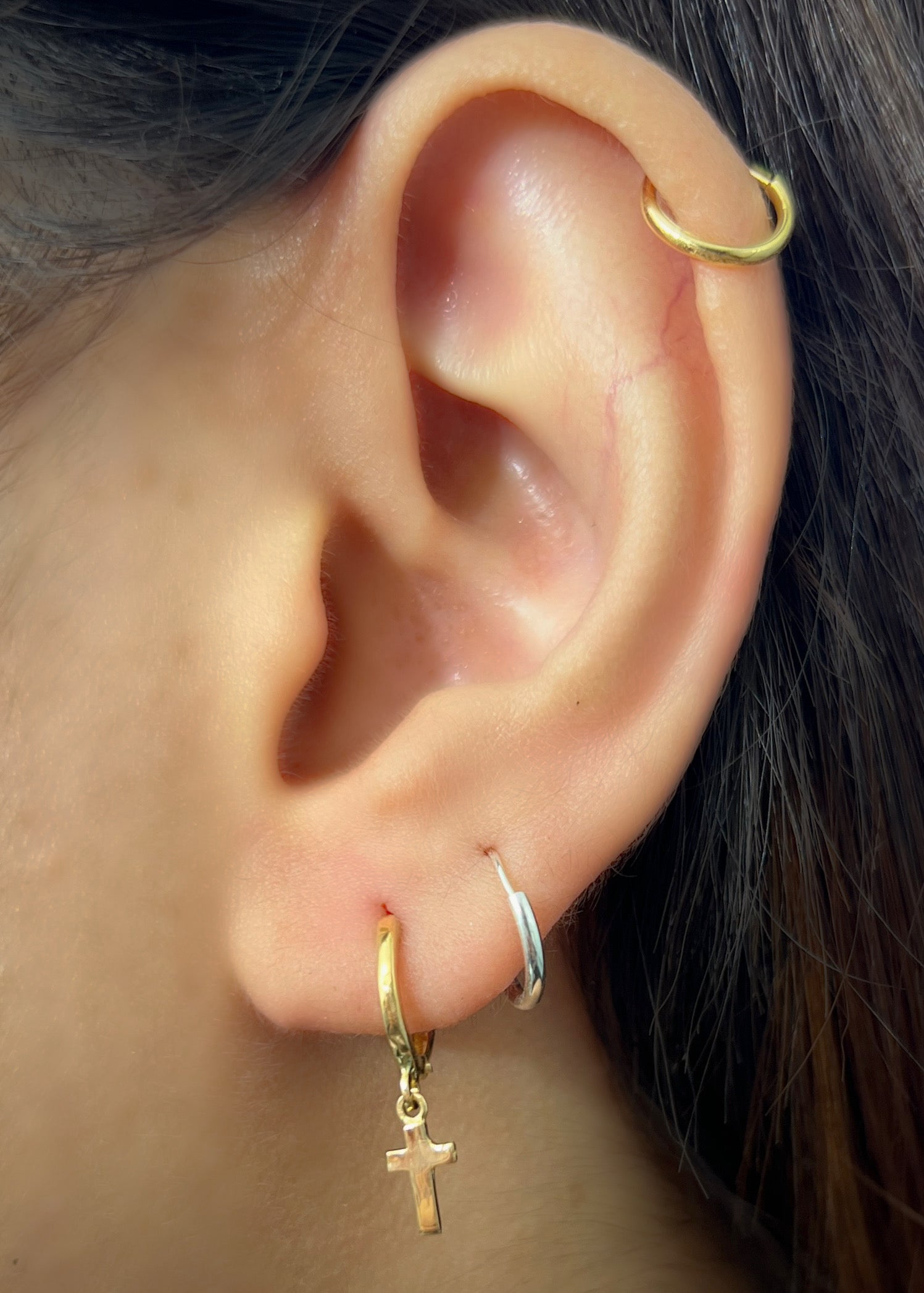 Candongas cruz 1.2gr / Largo 2cm / Oro Amarillo Nac M