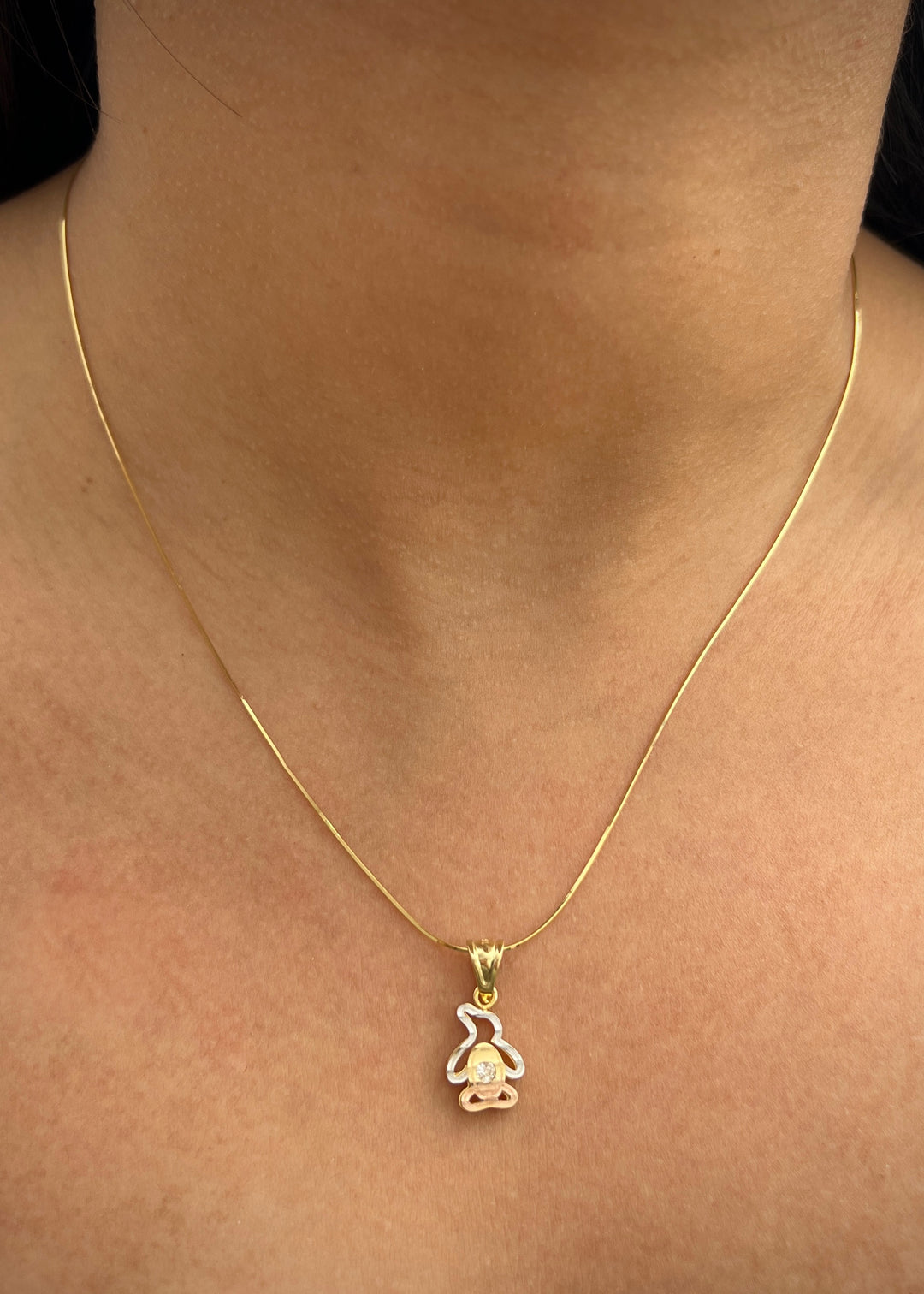 Dije pinguino diamantado con swarovski blanco 1.4gr / Largo 2.1cm — Tres Oros