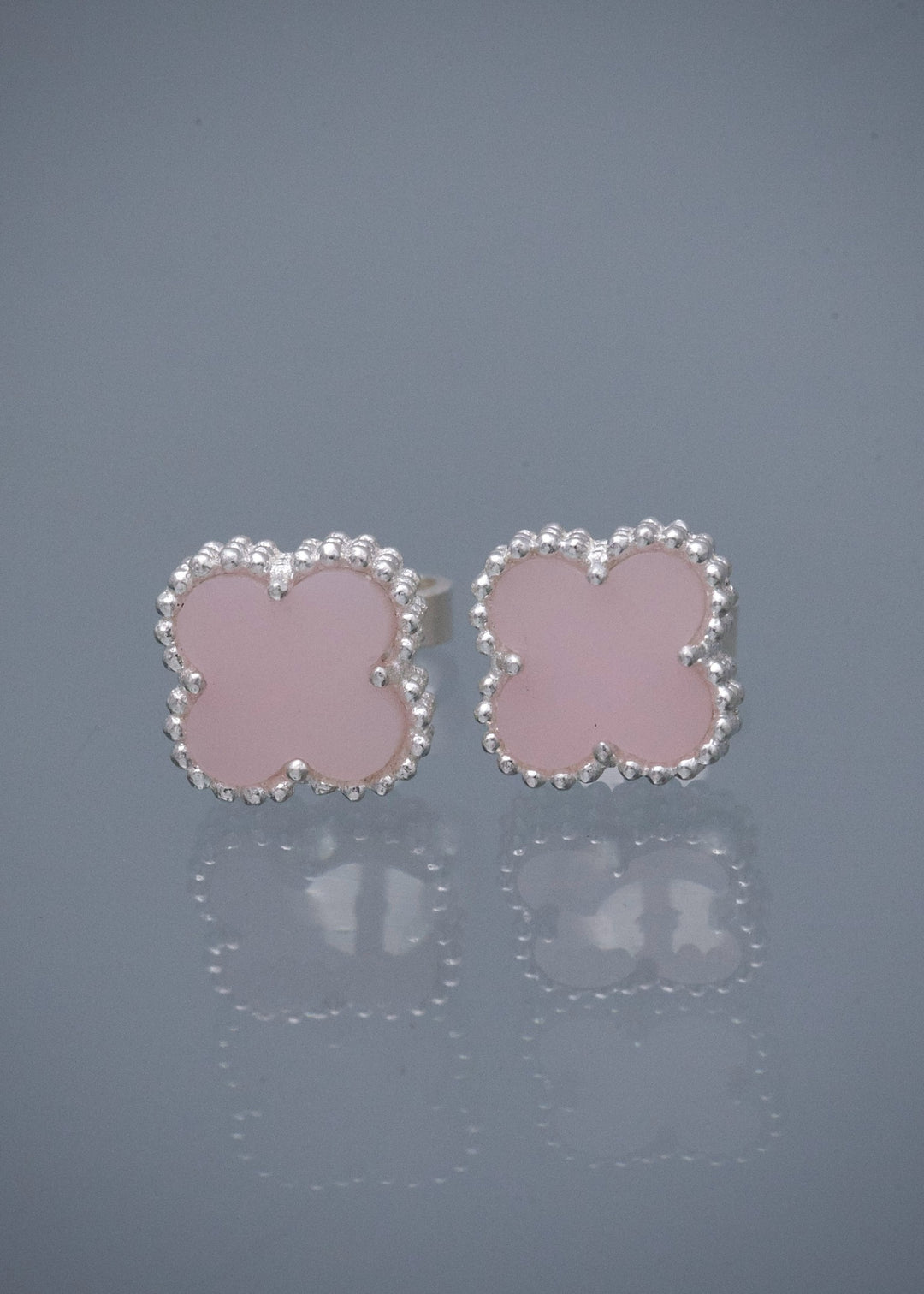 Topos Lucky Clover Piedra Rosada 1.65gr / 0.8cm / 8mm — Plata 925