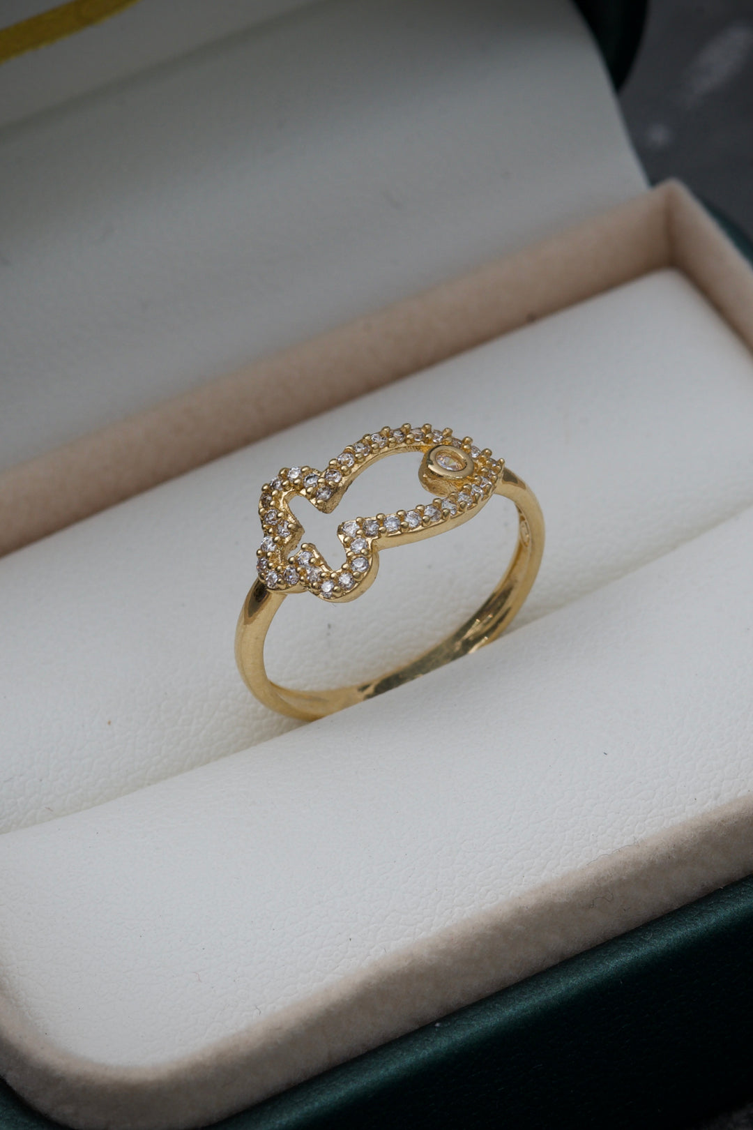 Anillo de pez con swarovski blanco 2.15gr / Talla 6 3/4 Oro Amarillo — Oro Amarillo