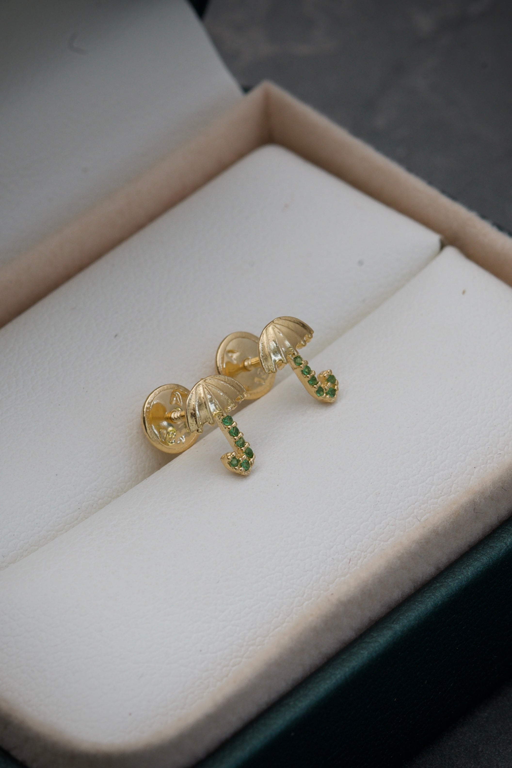 Topos De Sombrilla Con Swrovski Verde 0.9gr / 0.8cm / Oro Amarillo Nac M