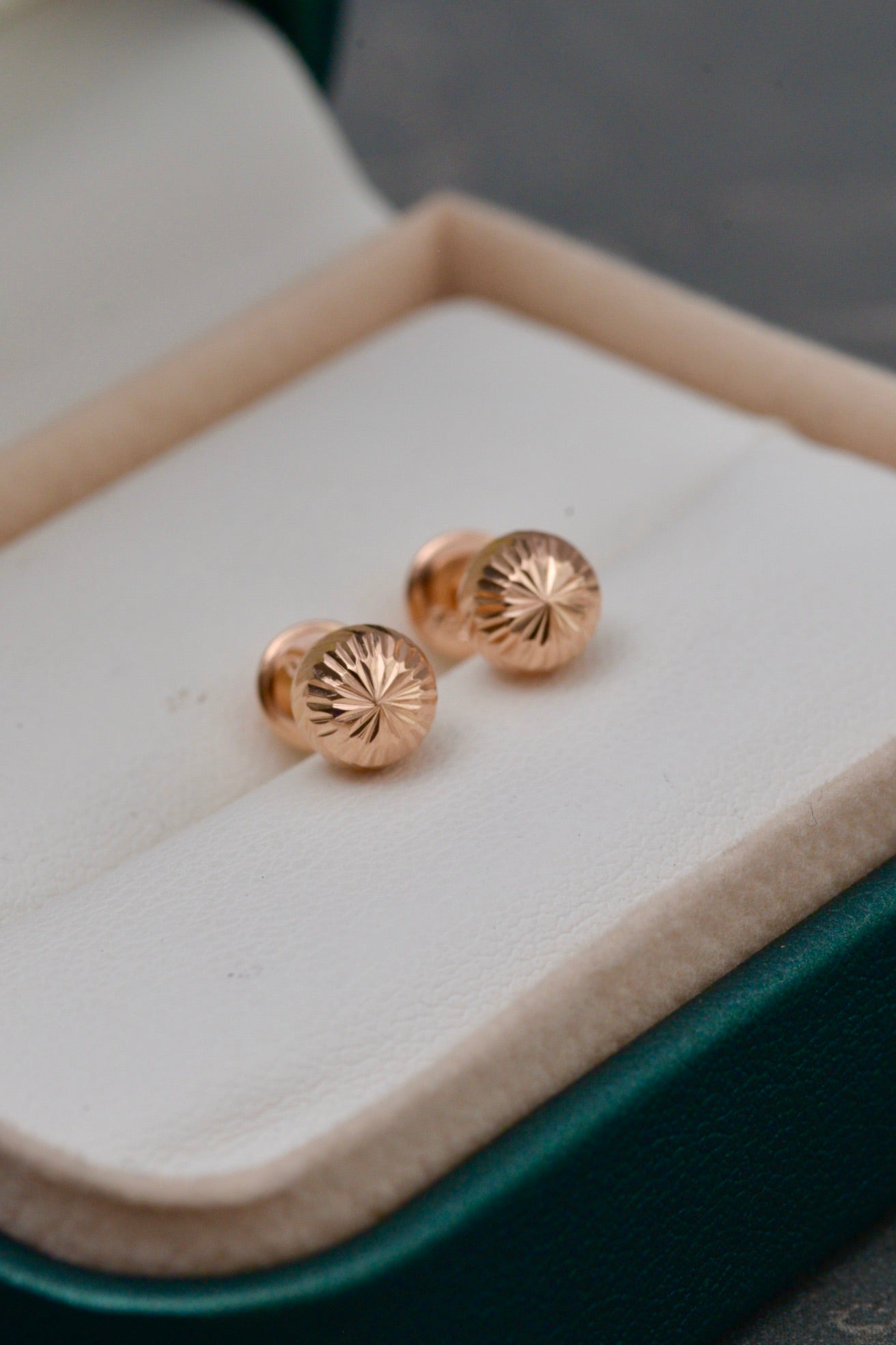 Topos bola diamantada 6mm 0.7gr — Oro Rosado