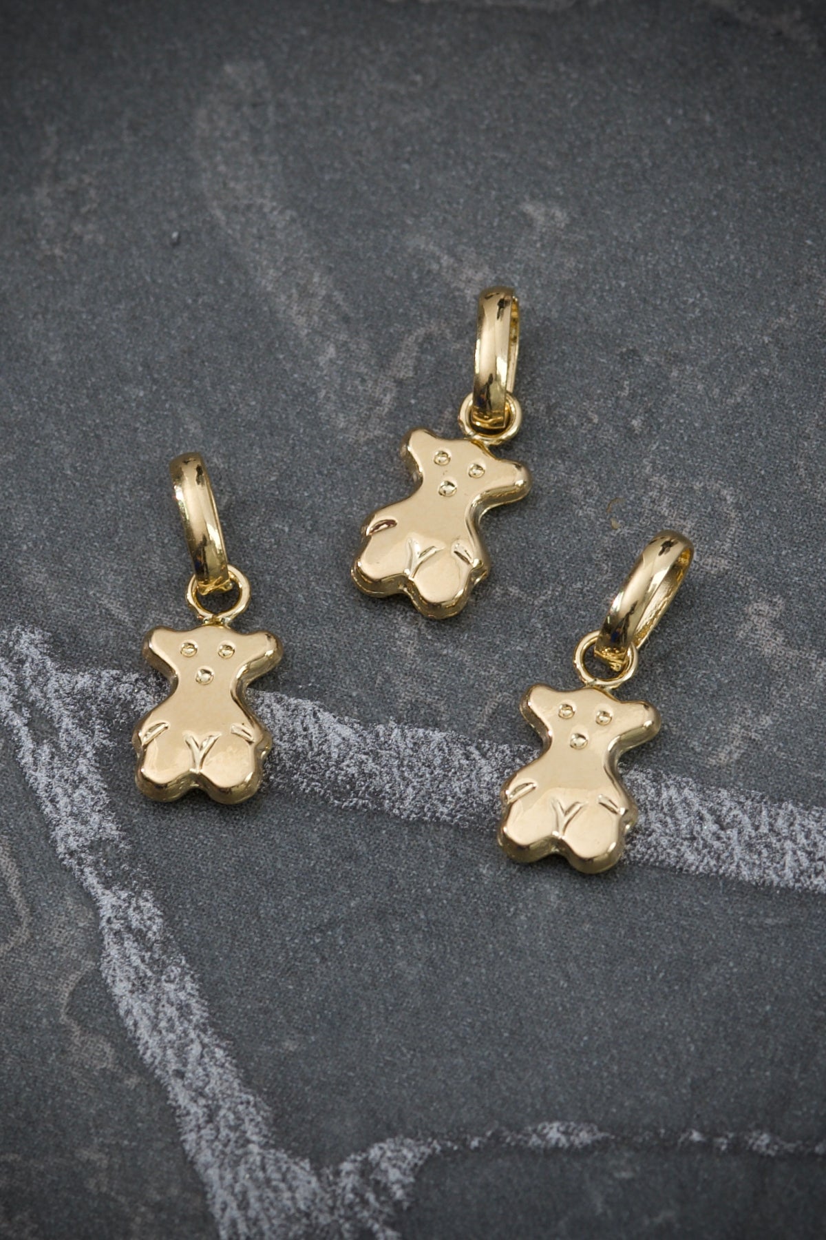 Dije Oso Th 0.3gr / 1.4cm / 5.4mm — Oro Amarillo