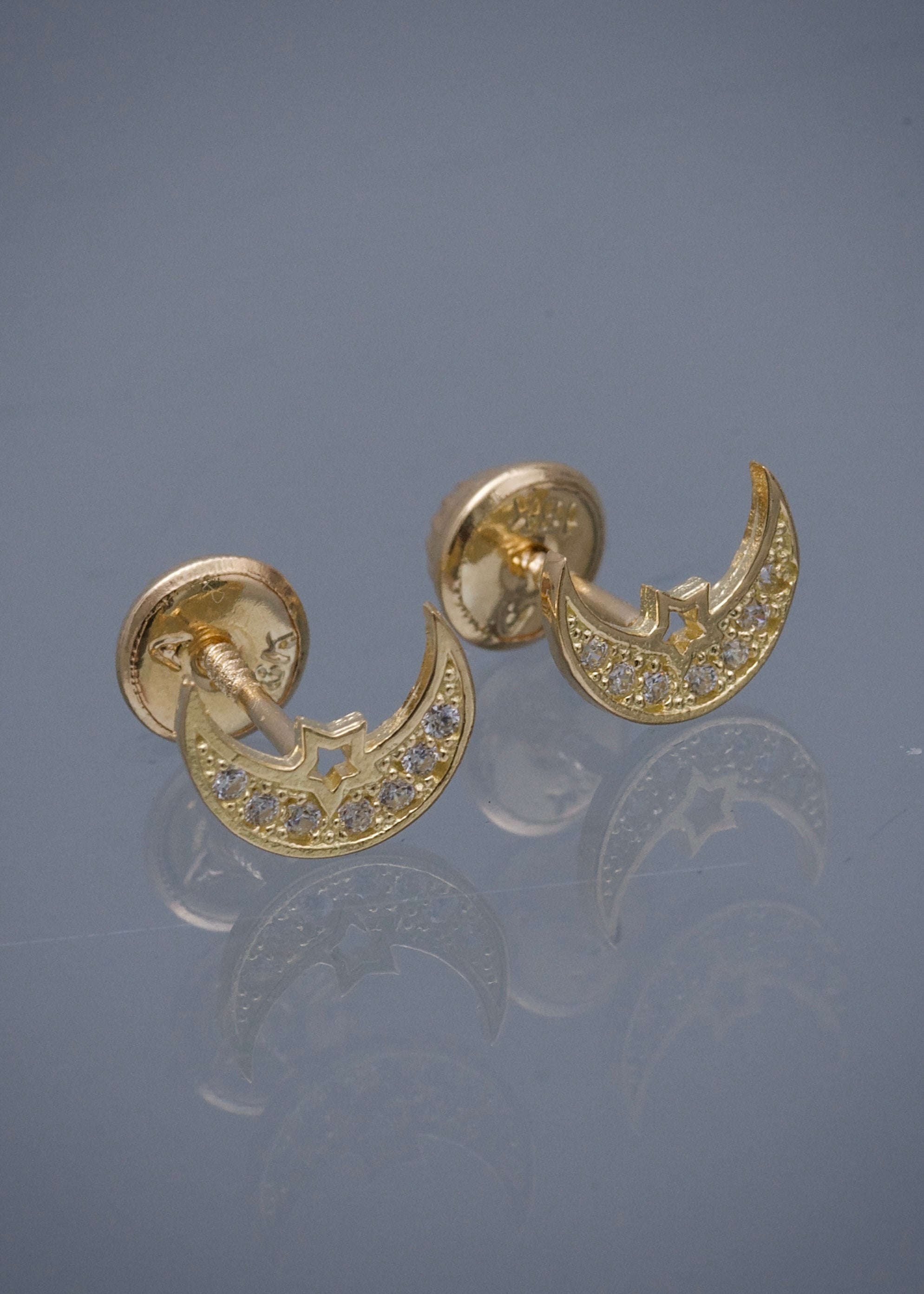 Topo luna con swarovski blanco 0.95gr / Largo 0,7cm / Oro Amarillo Nac B