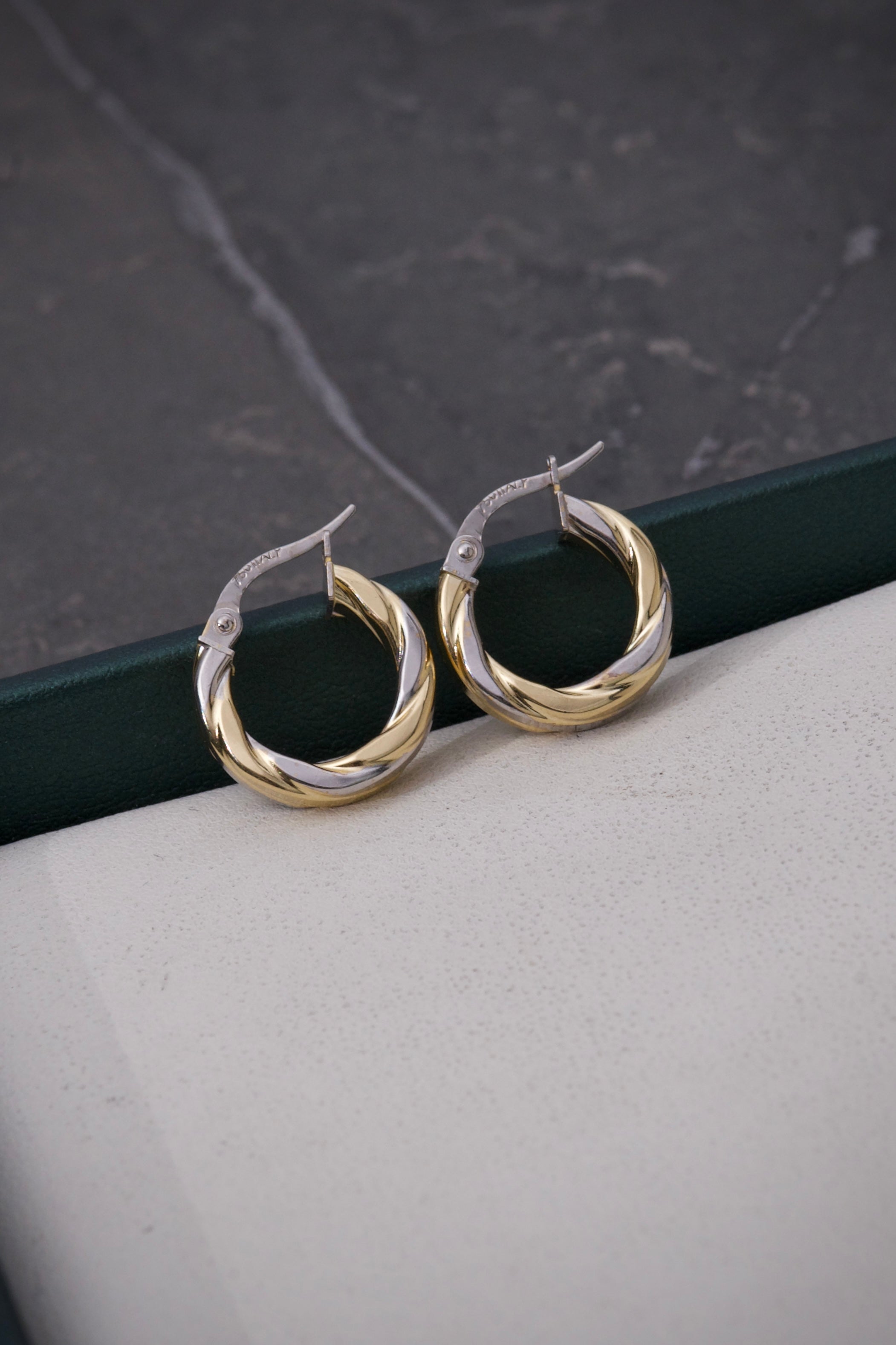 Candongas entorchadas 2.3gr / Largo 1.8cm / Dos Oros italy +3 B