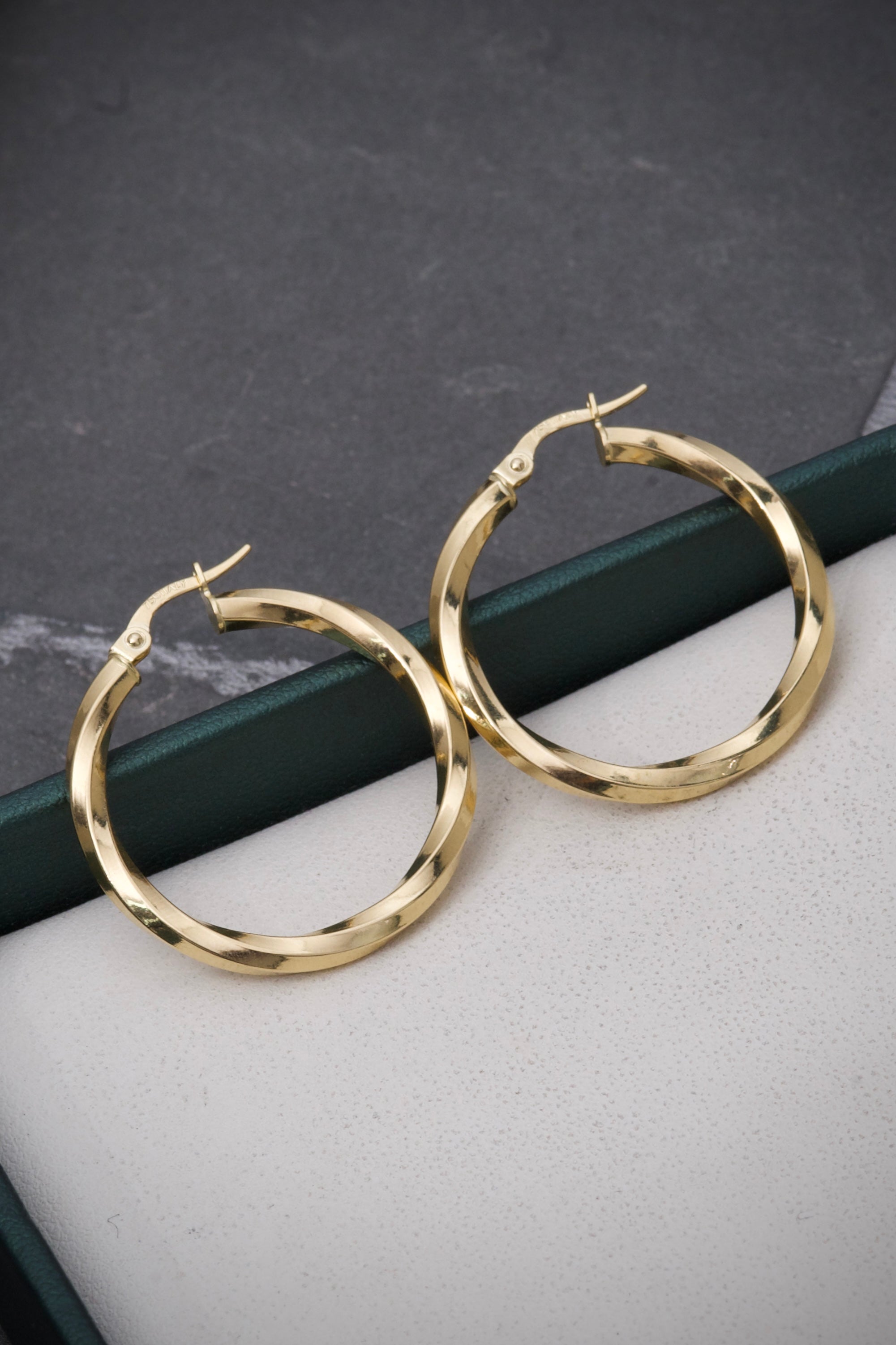 Candongas entorchadas 2.4gr / Largo 3cm / Oro Amarillo italy cte B