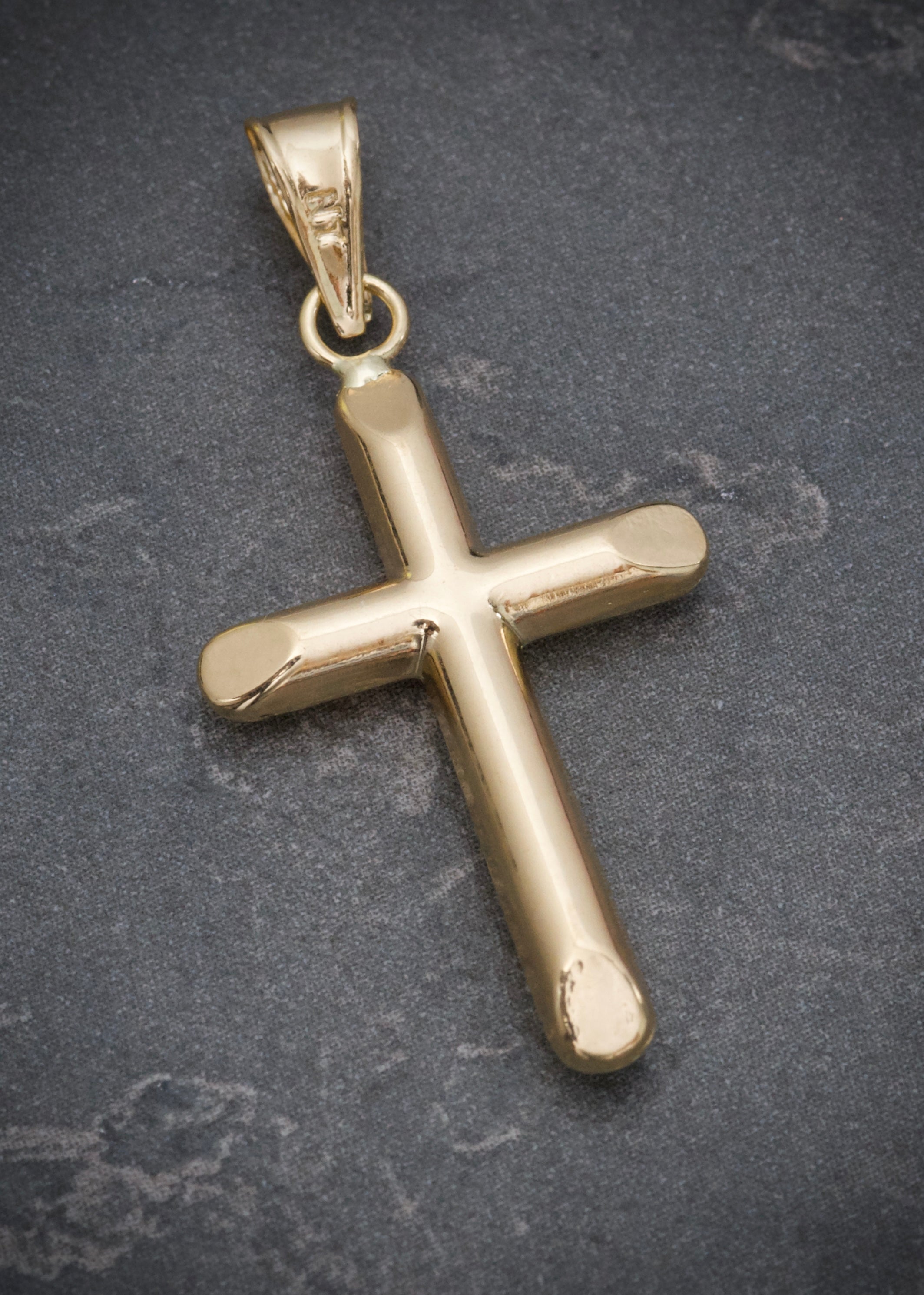 Dije cruz lisa 1.05gr / Largo 3.2cm — Oro Amarillo
