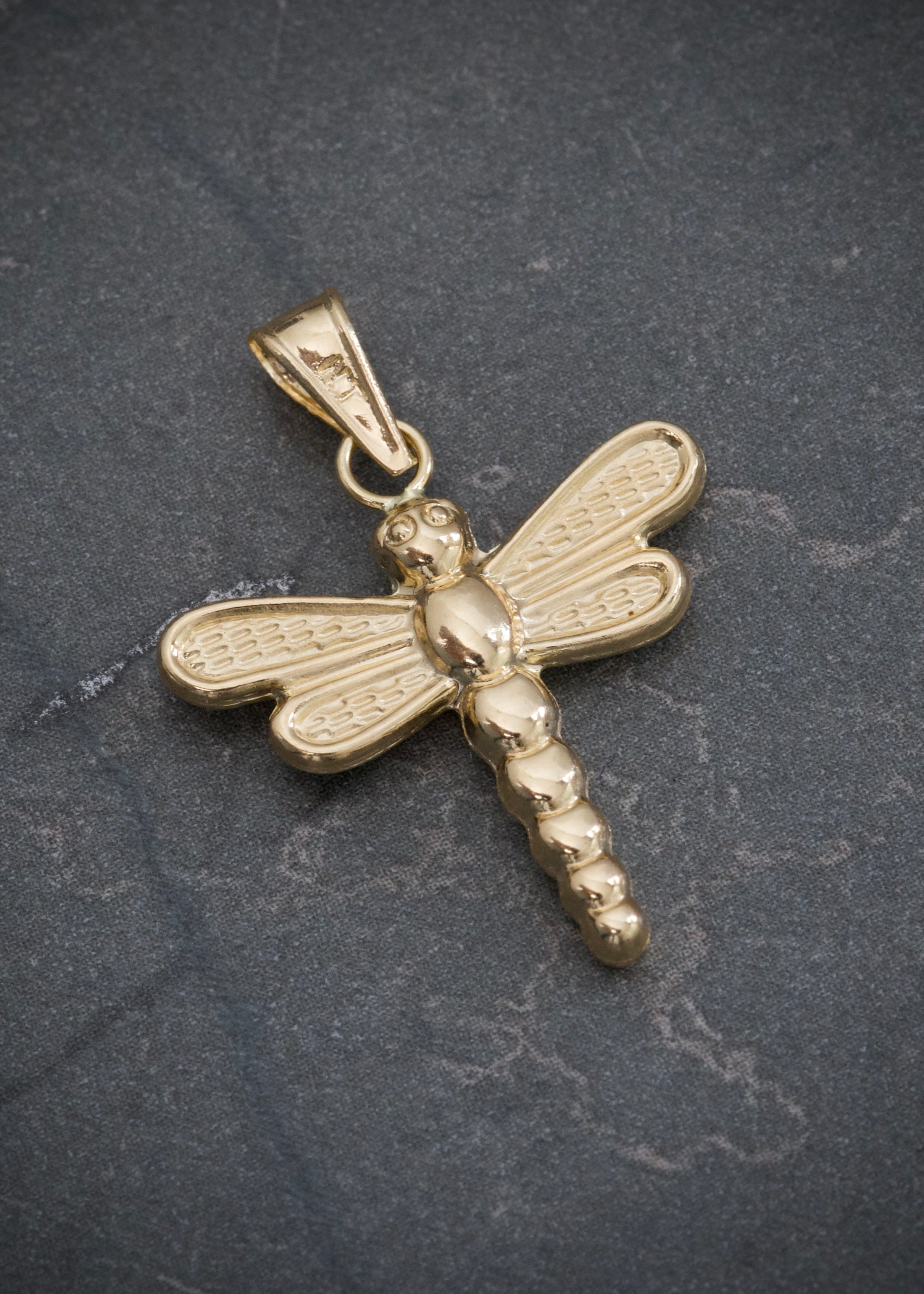 Dije libelula 1.2gr / Largo 2.7cm / Oro Amarillo Nac M