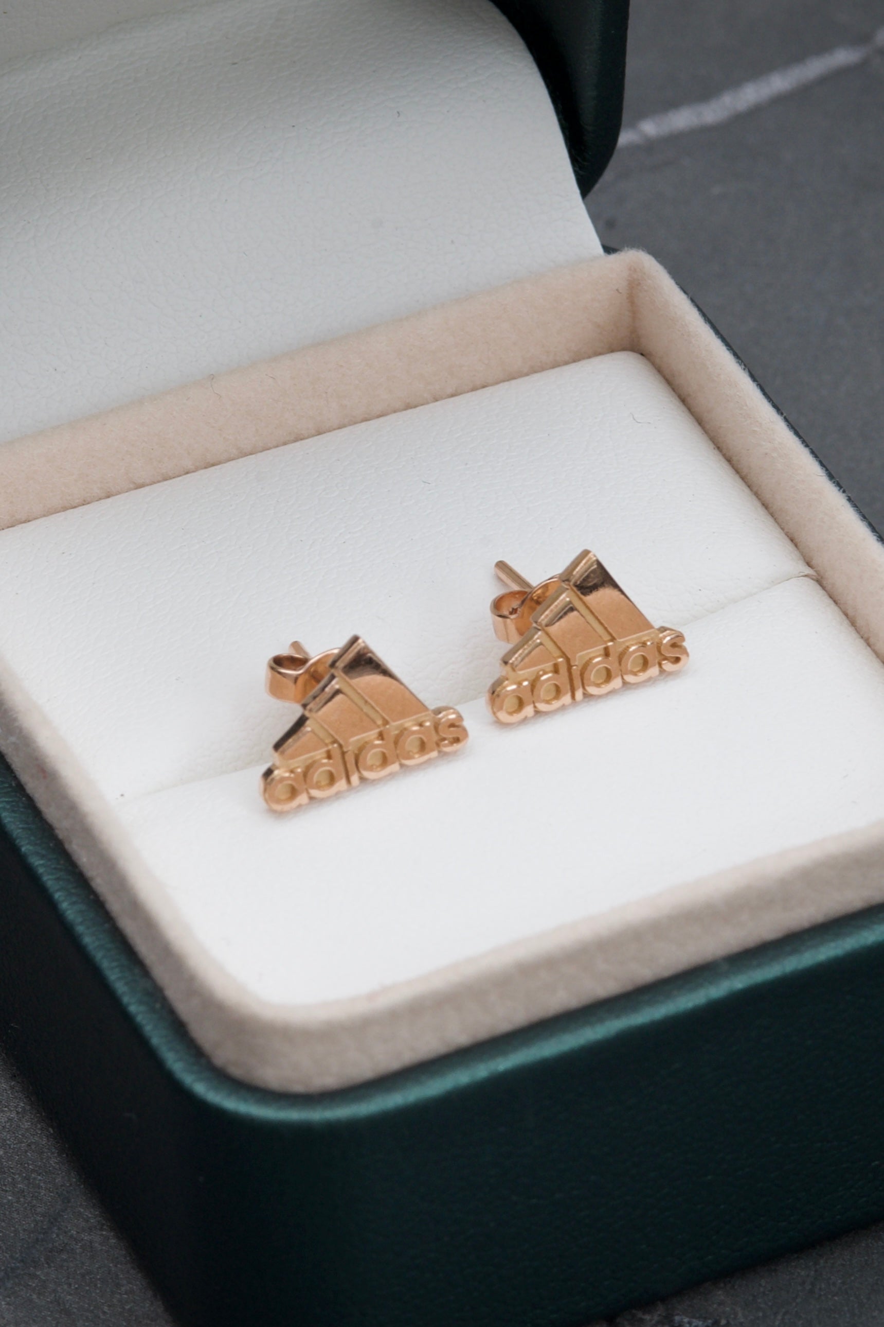 Topos adidas 2.4gr / Oro Rosado Nac B