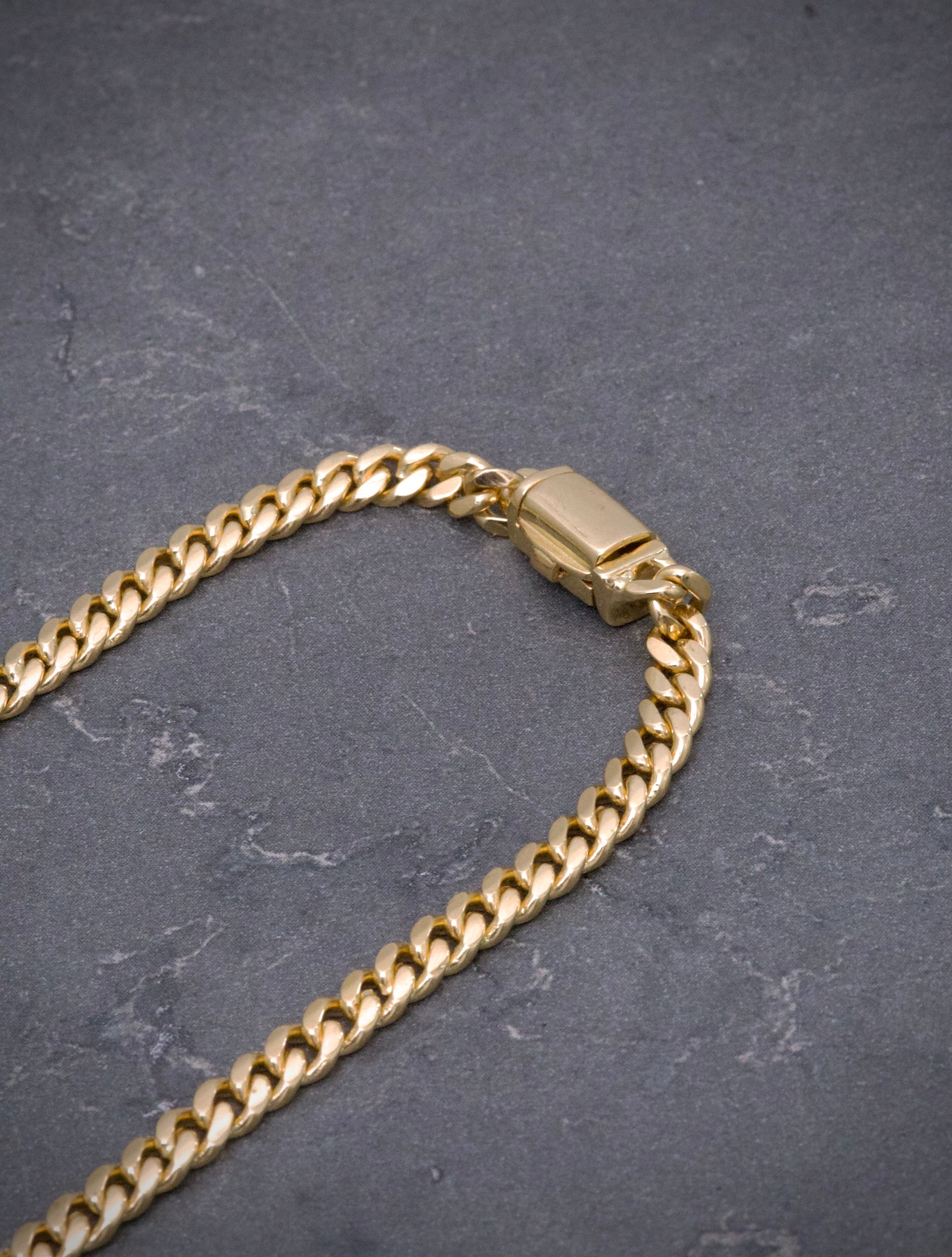 Cadena cubana 27.4gr / Largo 50cm / Oro Amarillo Nac B