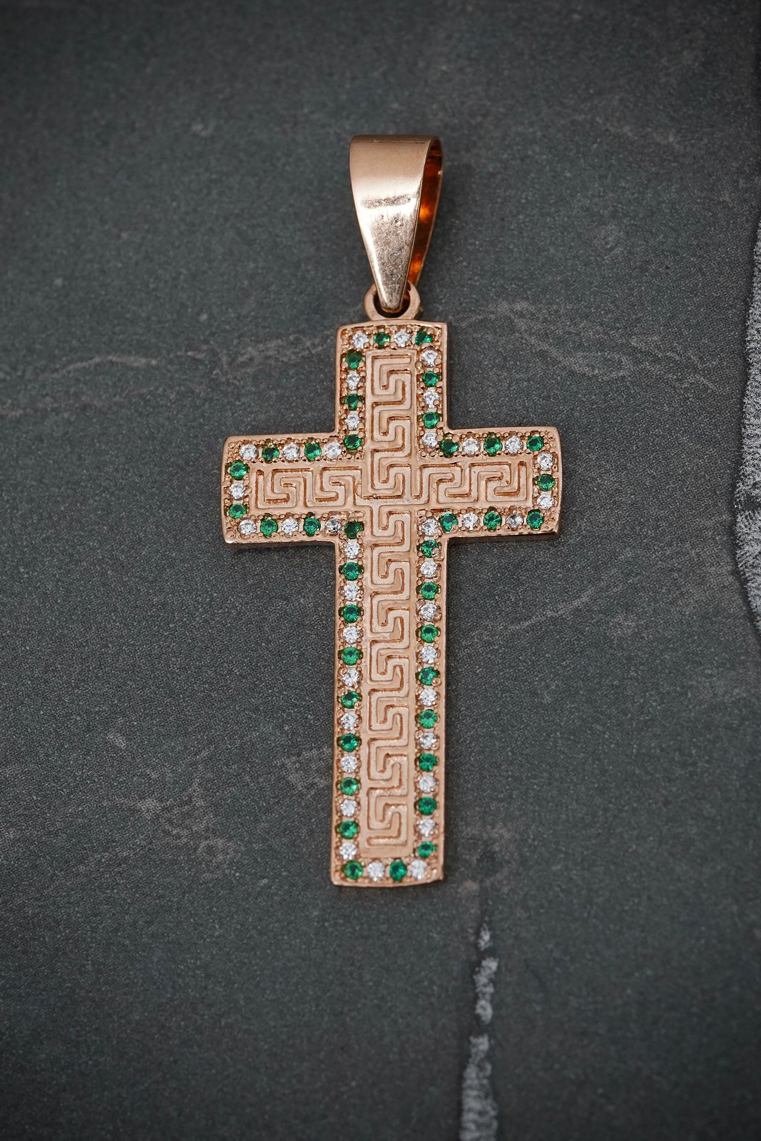 Dije Cruz Medusa Con Swaroski Verde 4.2gr / Largo 4.6cm / Oro Rosado Nac M