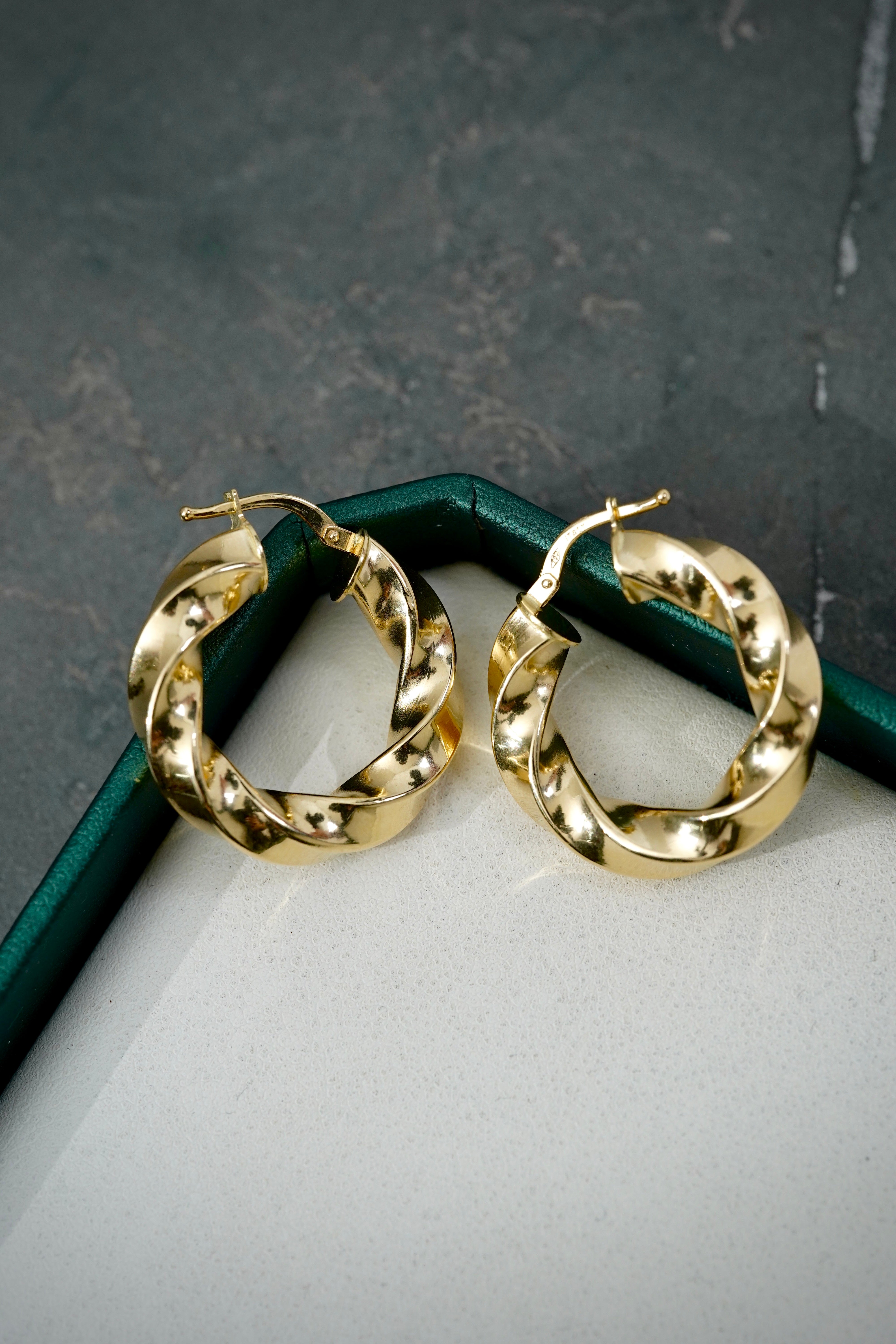 Candongas entorchadas 4.15gr / Largo 2.8cm / Oro Amarillo italy +4 B