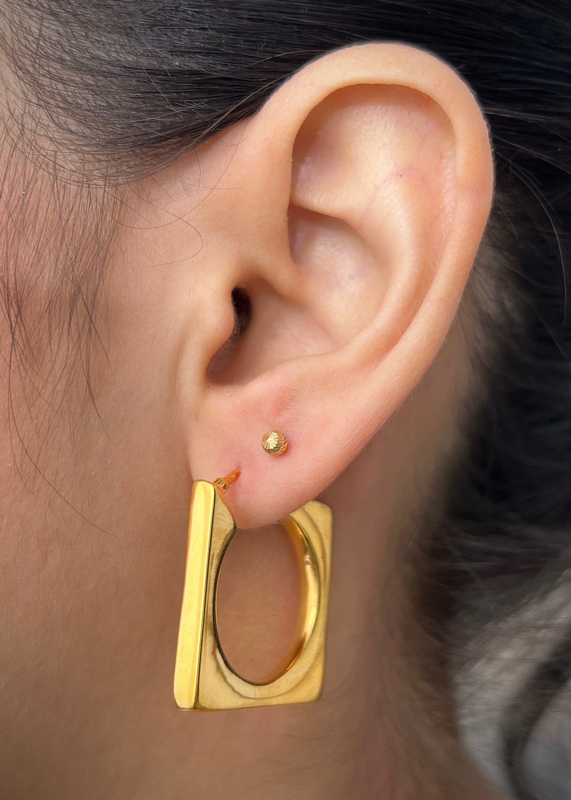 Candongas cuadradas 4.3gr / Largo 3.5cm / Oro Amarillo italy +4 *