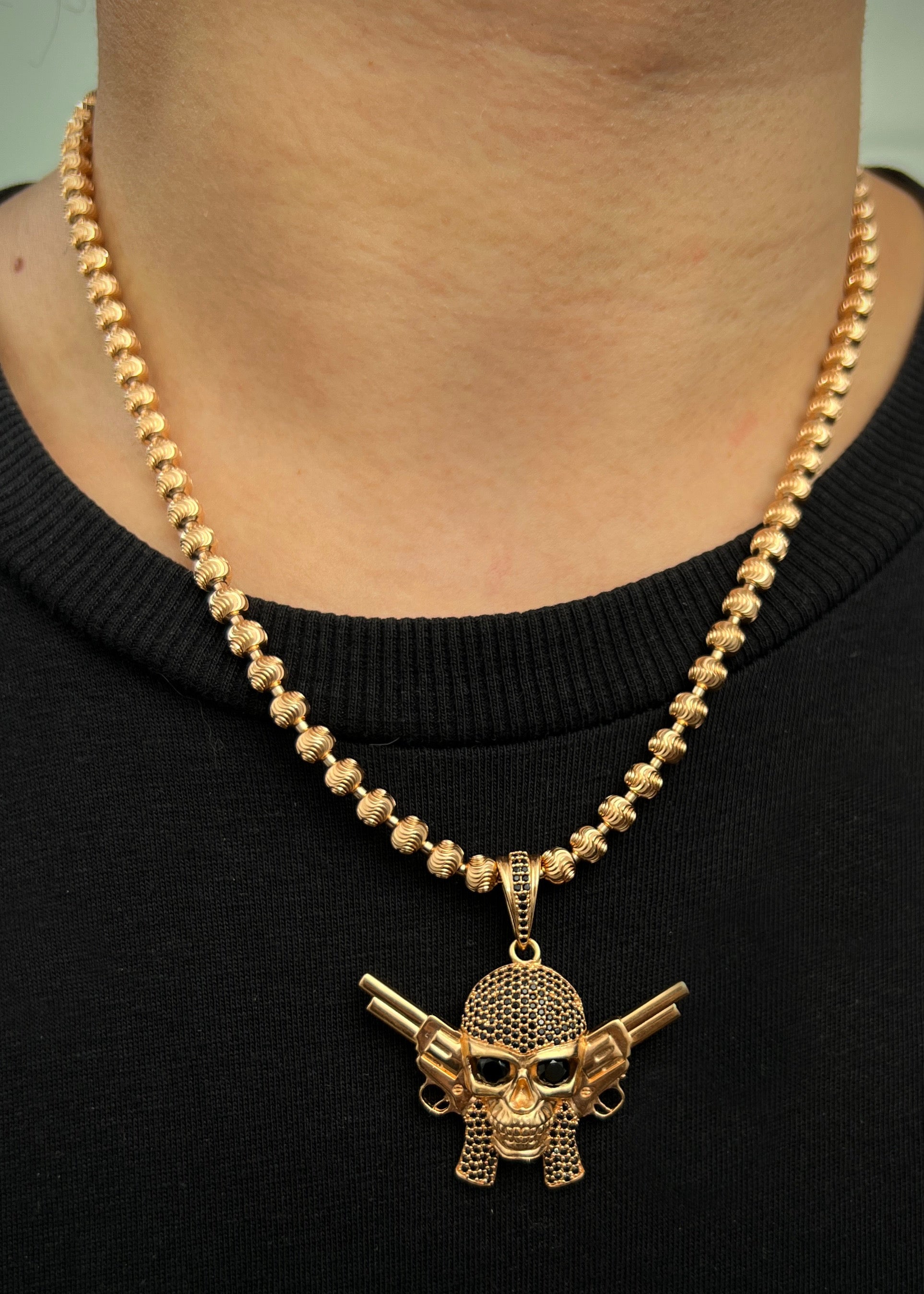 Dije CALAVERA CON SWAROVSKI NEGRO 12.1gr / Largo: 4.3cm / Oro Rosado Nac M