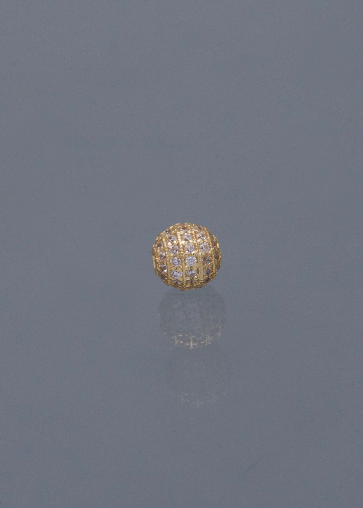 Herraje Bola de Fuego con Swarovski Blanco 0.9gr / 0.6cm / 6.1mm — Oro Amarillo