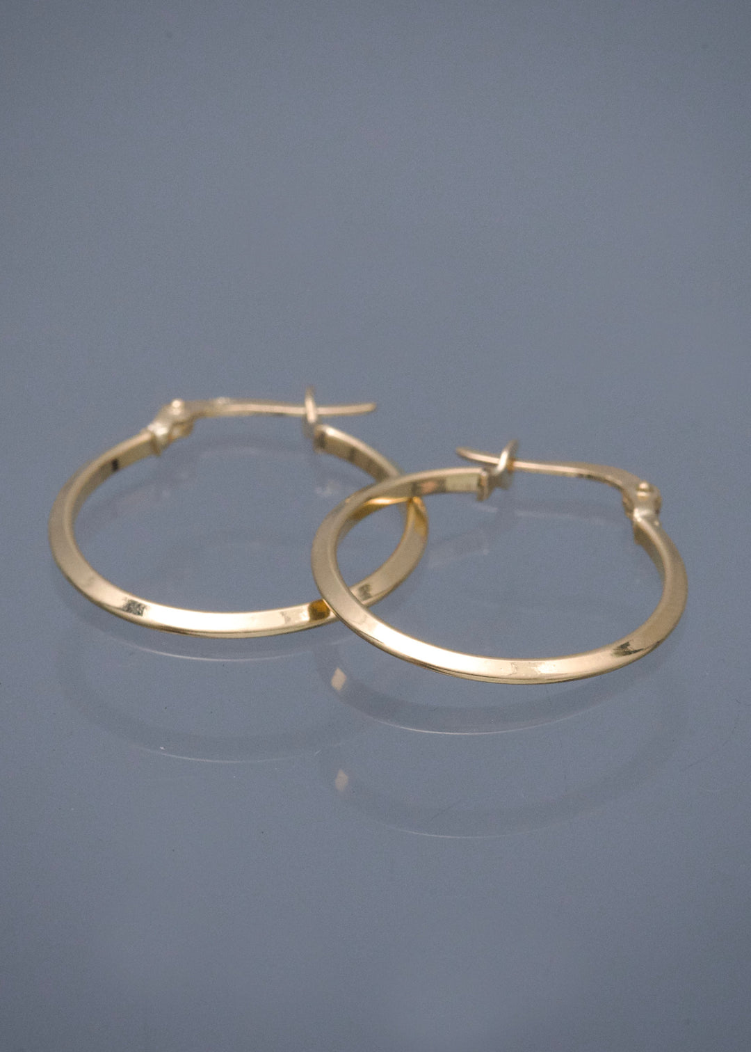 Candongas Lisas 1.15gr / 2.4cm / 1.5mm — Oro Amarillo