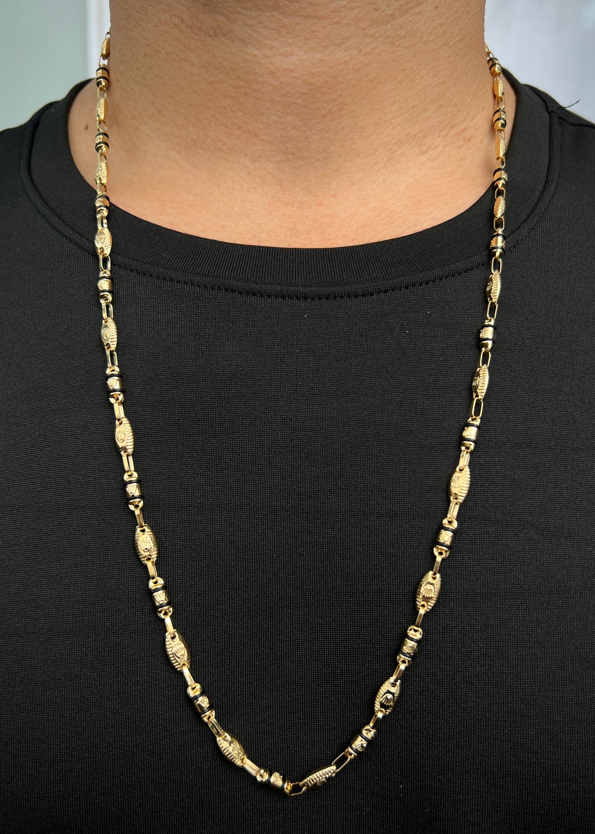 Cadena Rx con Cauchos Negros 15.3gr / 70cm / 5.5mm — Oro Amarillo