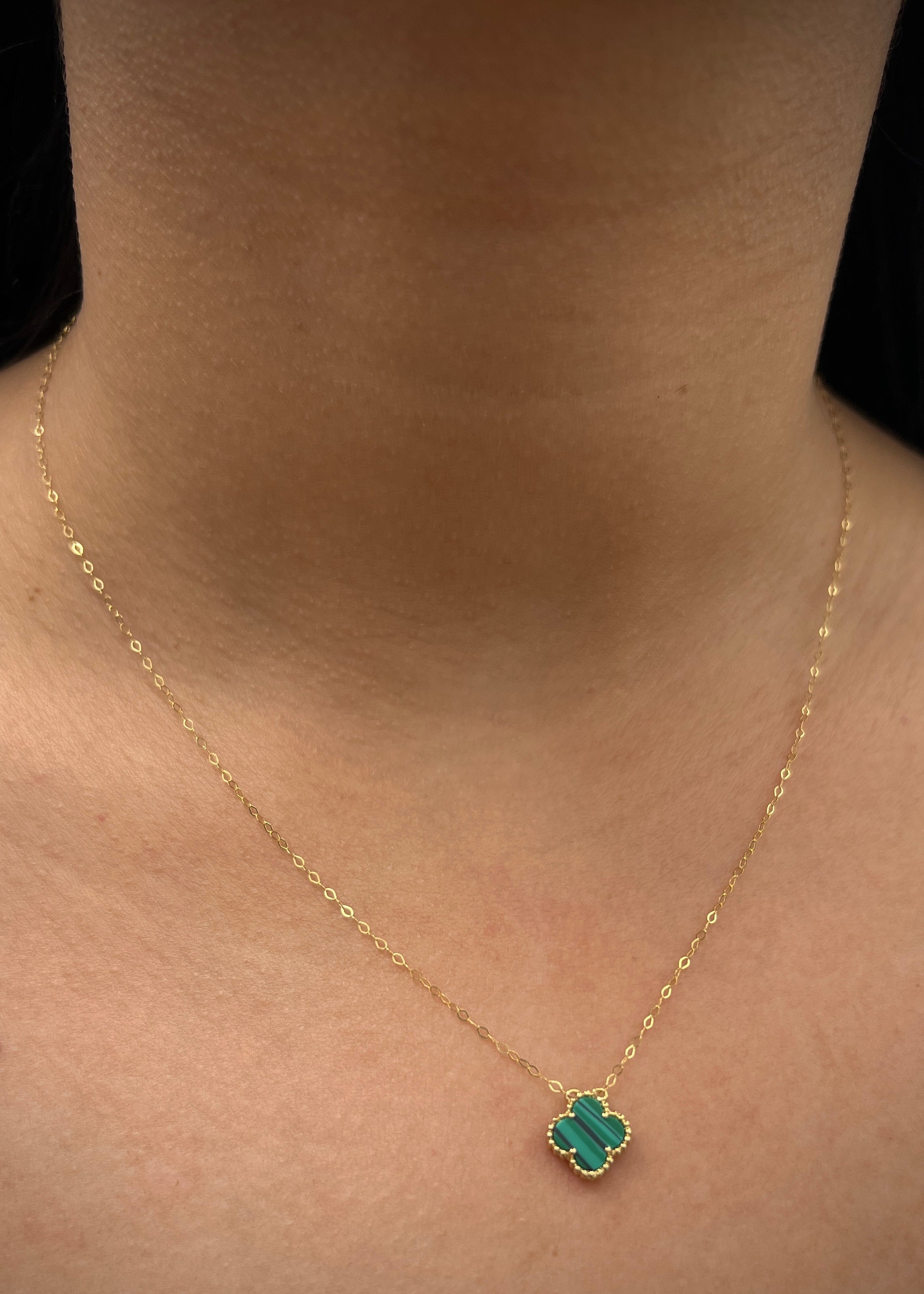 Cadena lucky clover puedra verde 1.4gr / Largo 45cm / Oro Amarillo italy cte B