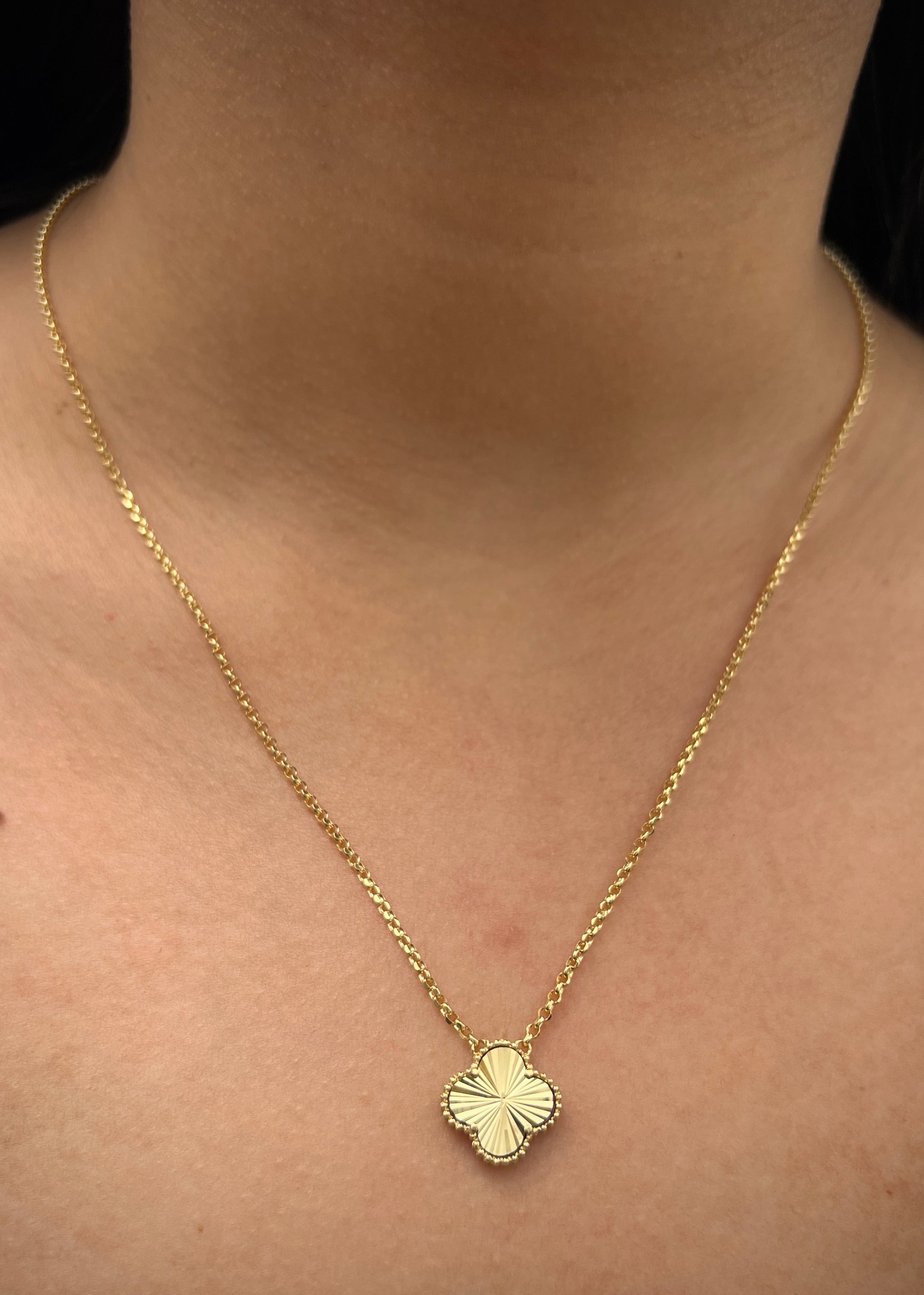 Cadena lucky clover diamantada 4.8gr / Largo 50cm / Oro Amarillo italy cte B