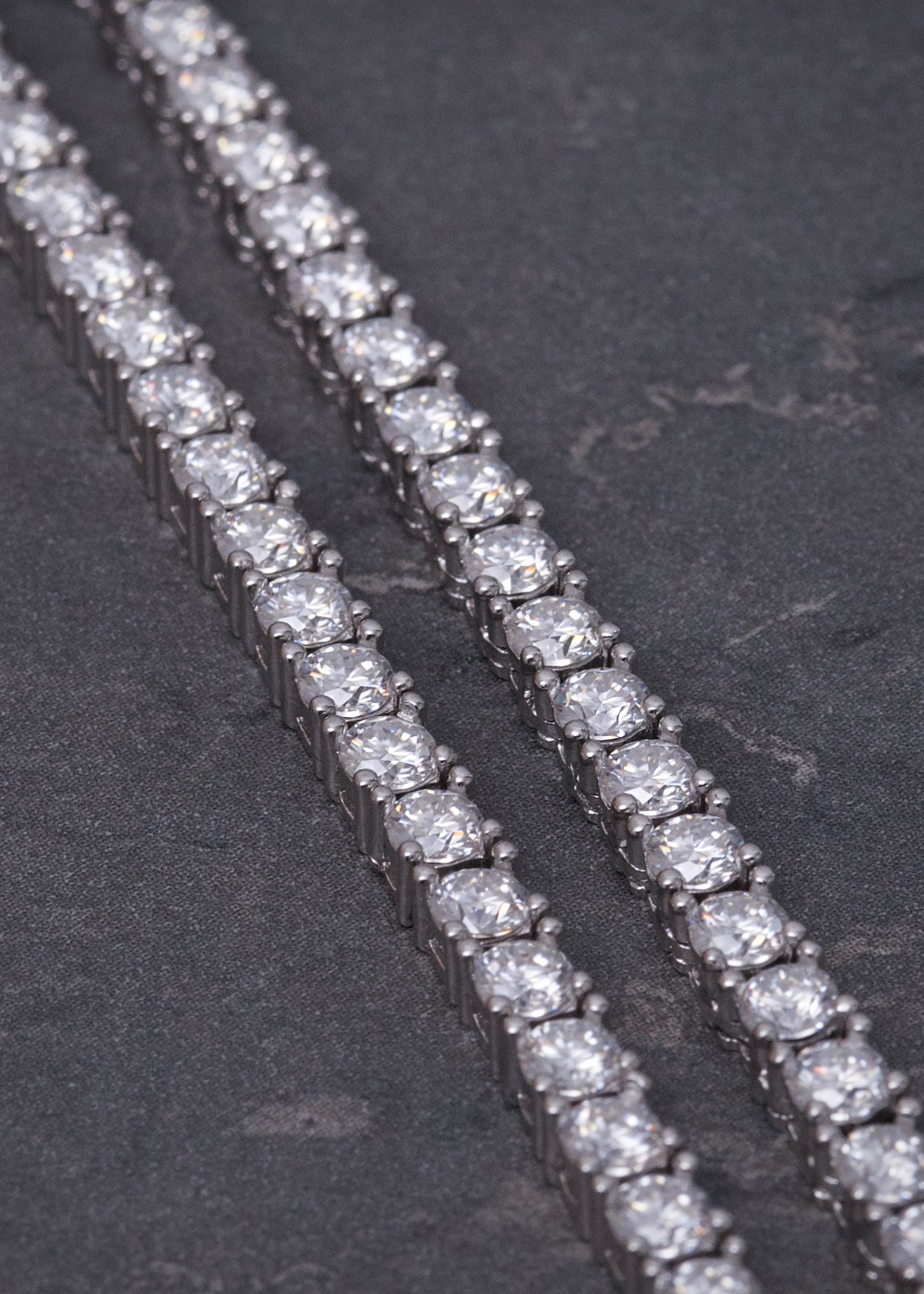 Cadena tenis con 1450pts de moissanita 25.6gr / Largo 50cm / Plata M