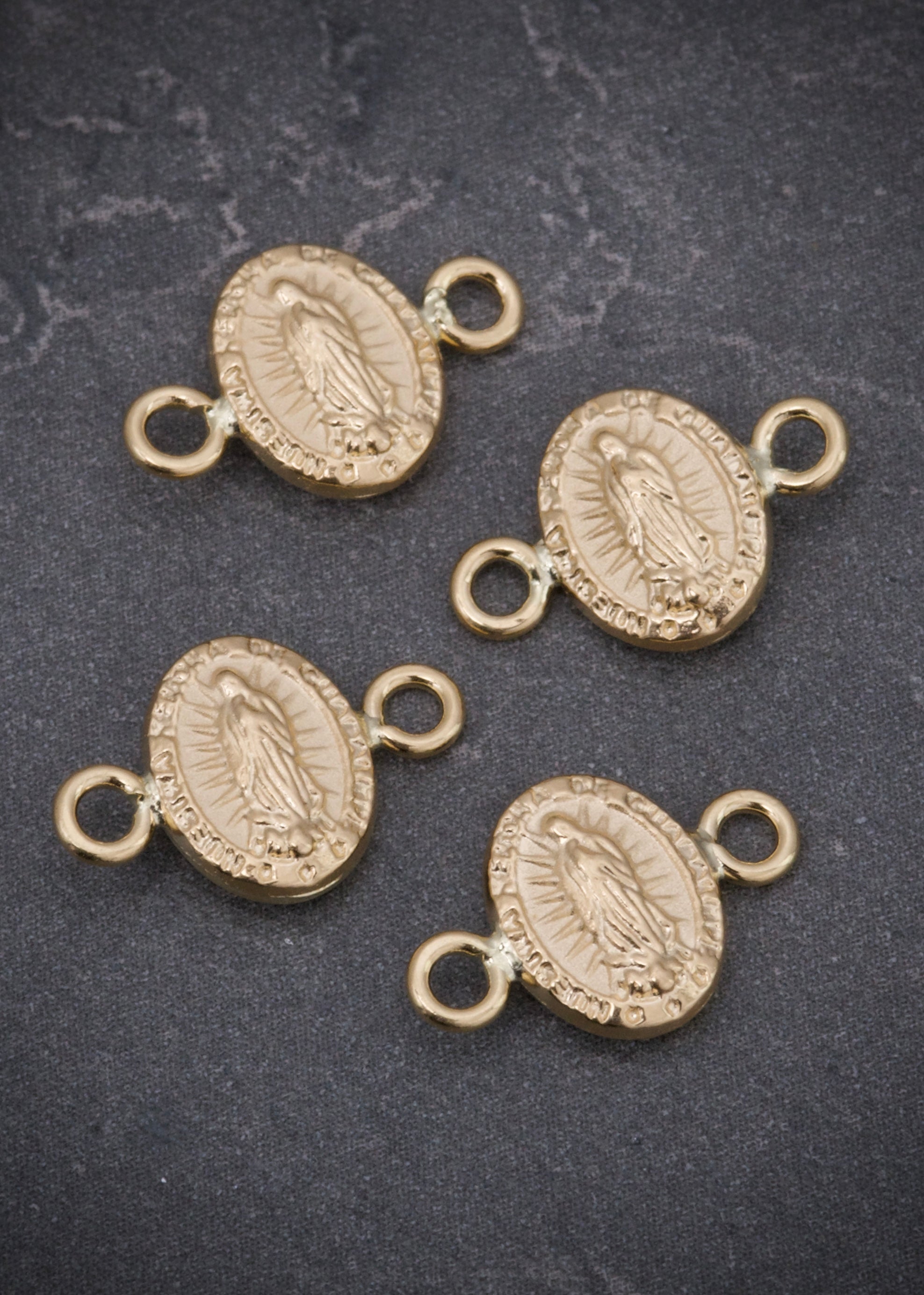 Herraje virgen de guadalupe 0.35gr / Largo 1.3cm / Oro Amarillo Nac B