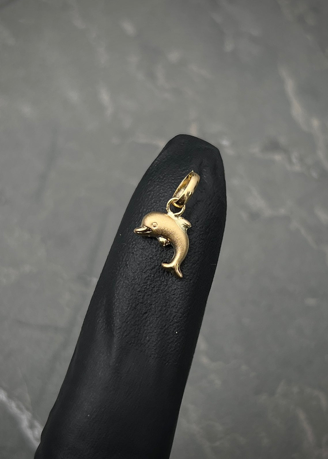 Dije delfin 0.3gr / Largo 1.5cm / Oro Amarillo Nac P