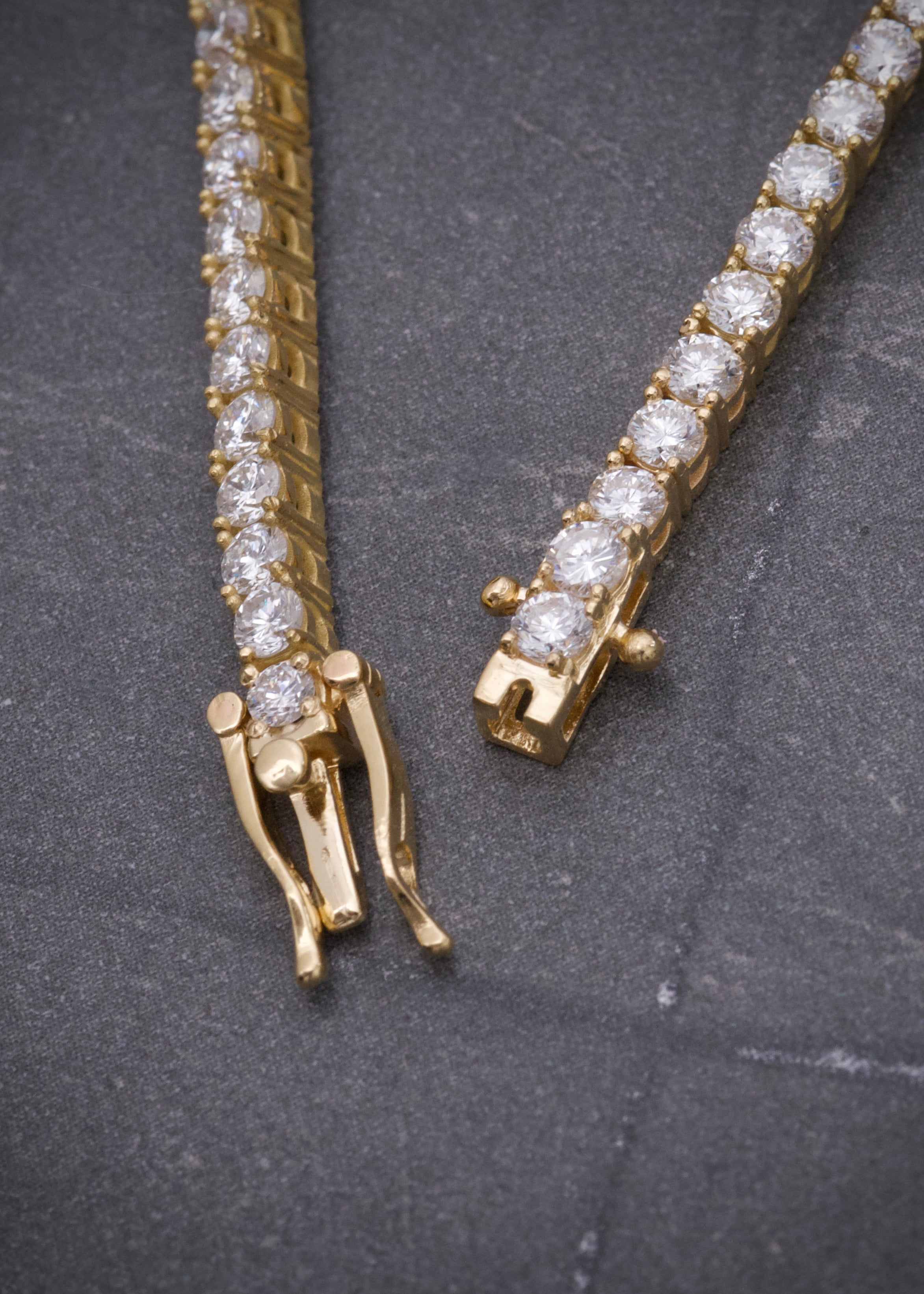 Pulso tenis 464pts de diamantes 12.5gr / Largo 19.5cm / Oro Amarillo (Joya) M