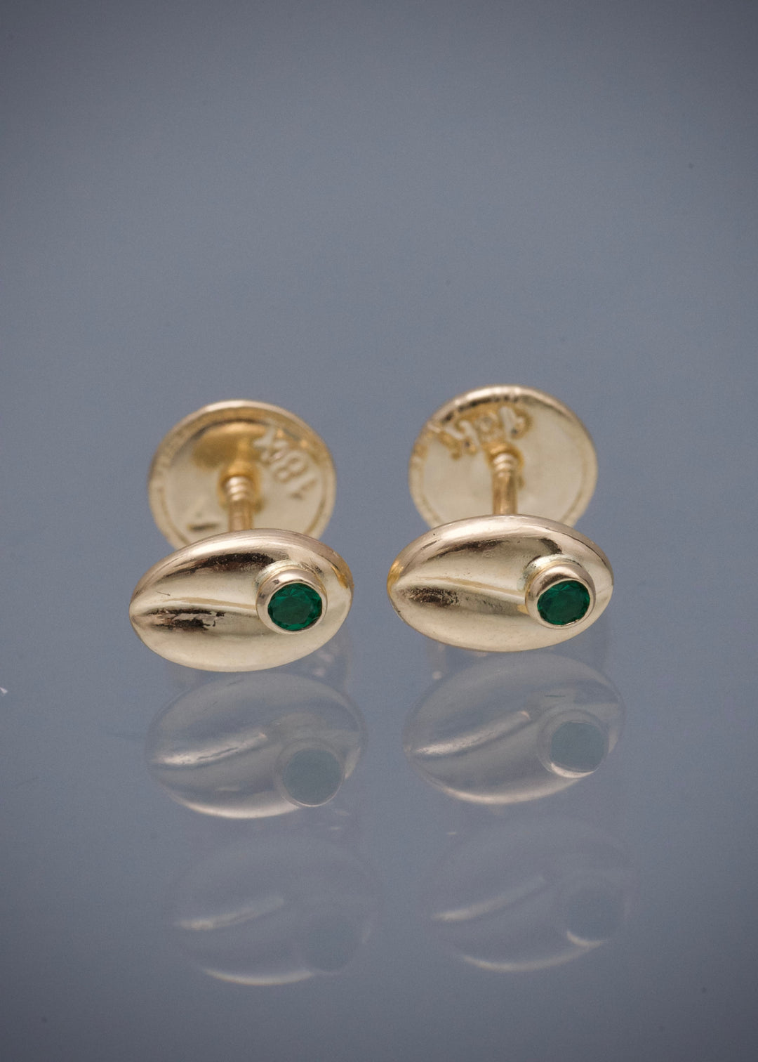 Topos grano de Cafe con Swarovski Verde 0.55gr / 0.6cm / 4.5mm — Oro Amarillo