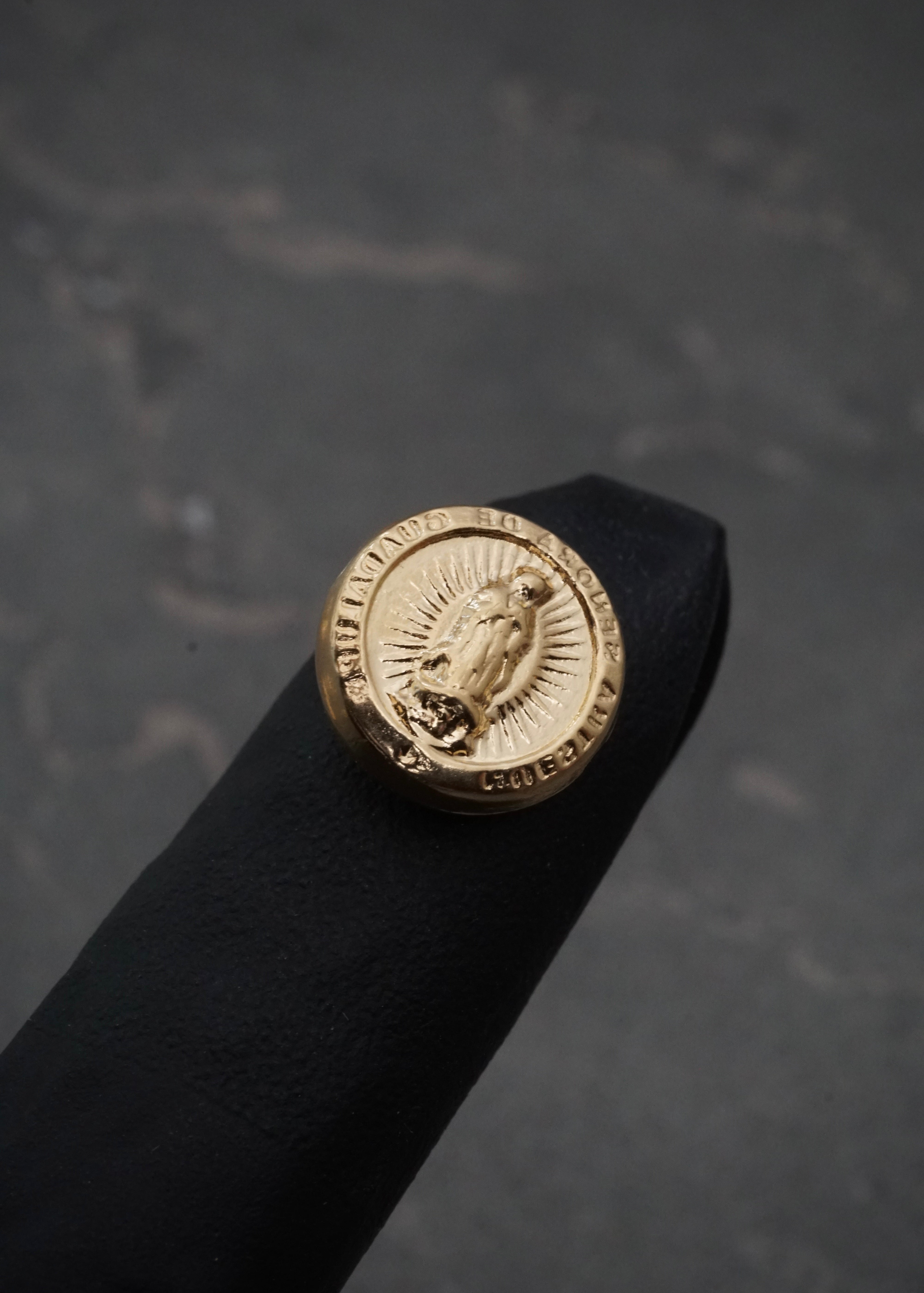 Herraje virgen de guadalupe 0.6gr / Largo 1.1cm / Oro Amarillo Nac B