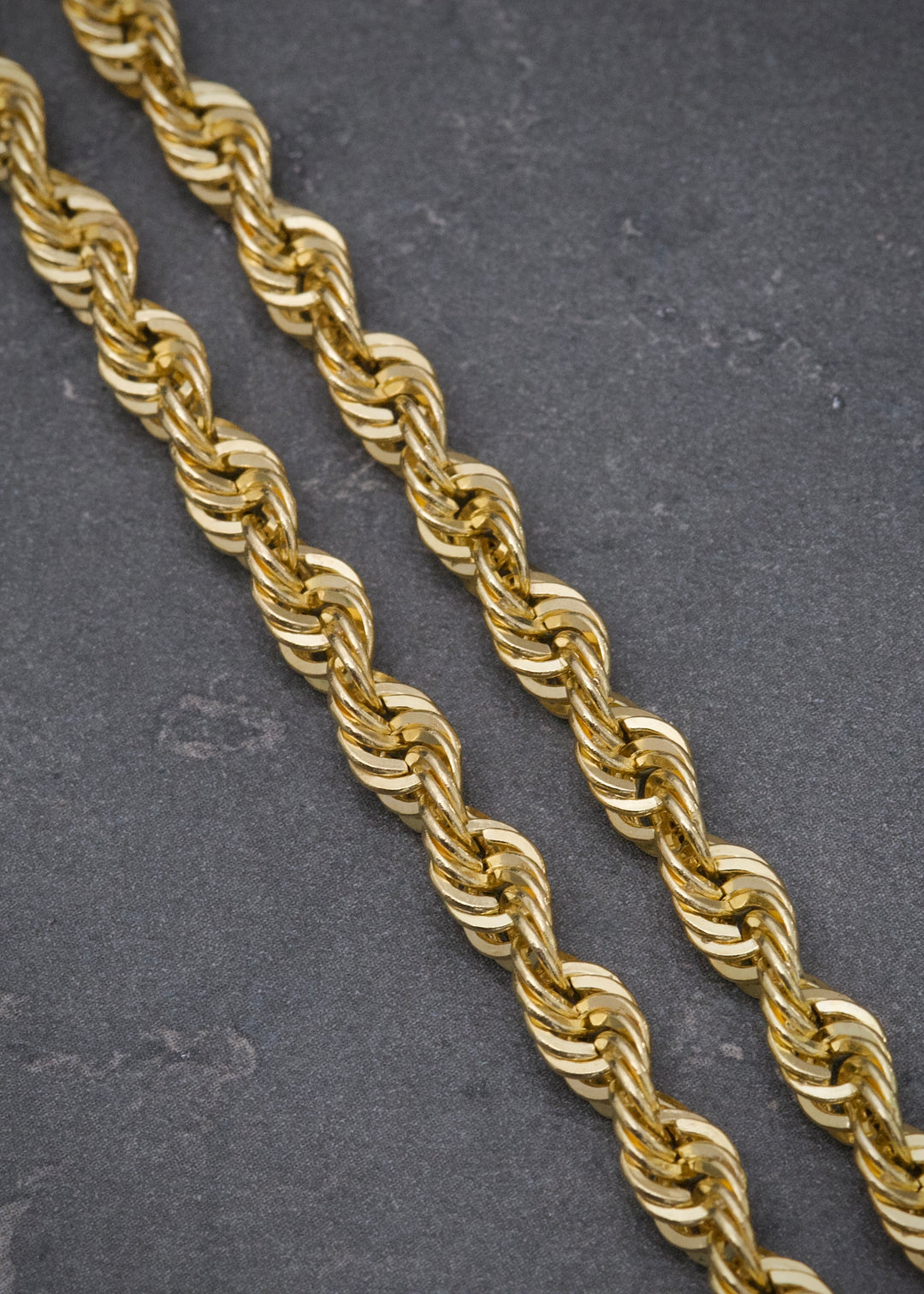 Cadena Lazo 15.5gr / 70cm / 4.9mm — Oro Amarillo