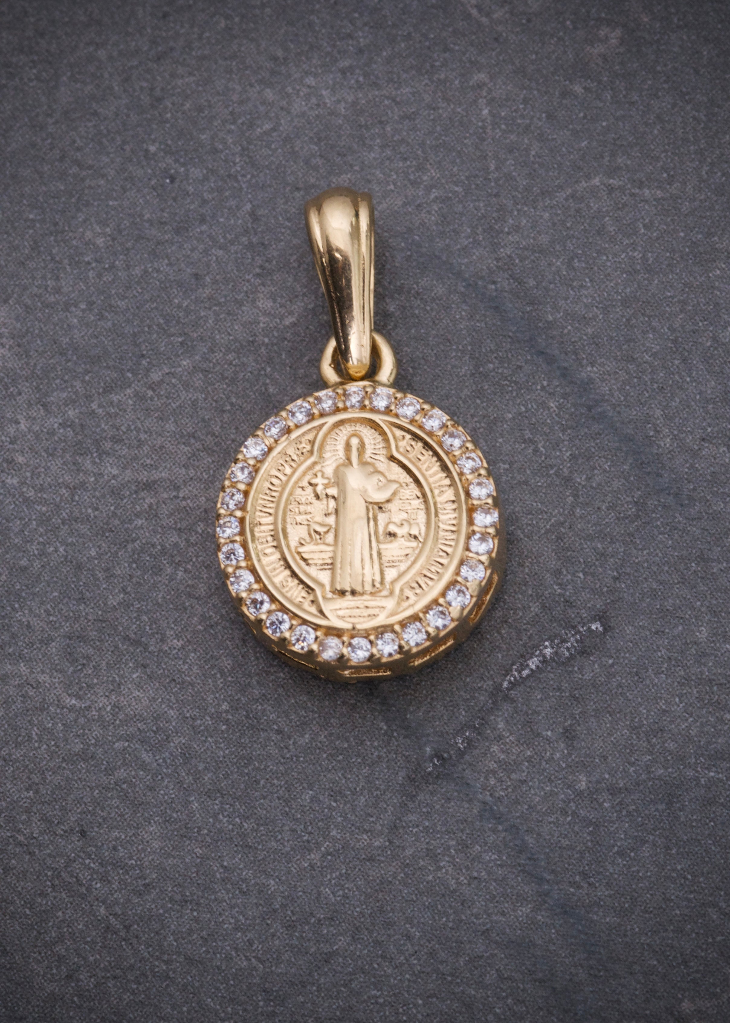 Dije san benito 3.3gr / Largo 2.1cm / Oro Amarillo Nac M