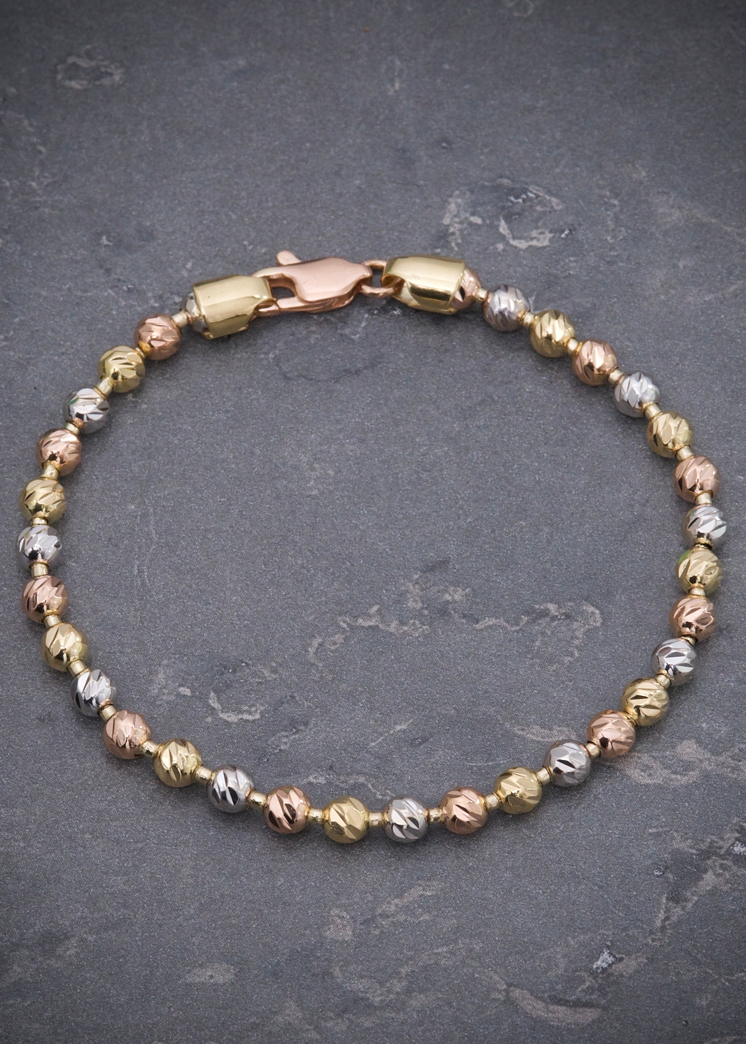 Pulso militar diamantado 4mm 8.7gr / Largo 17.5cm / Tres Oros Nac B