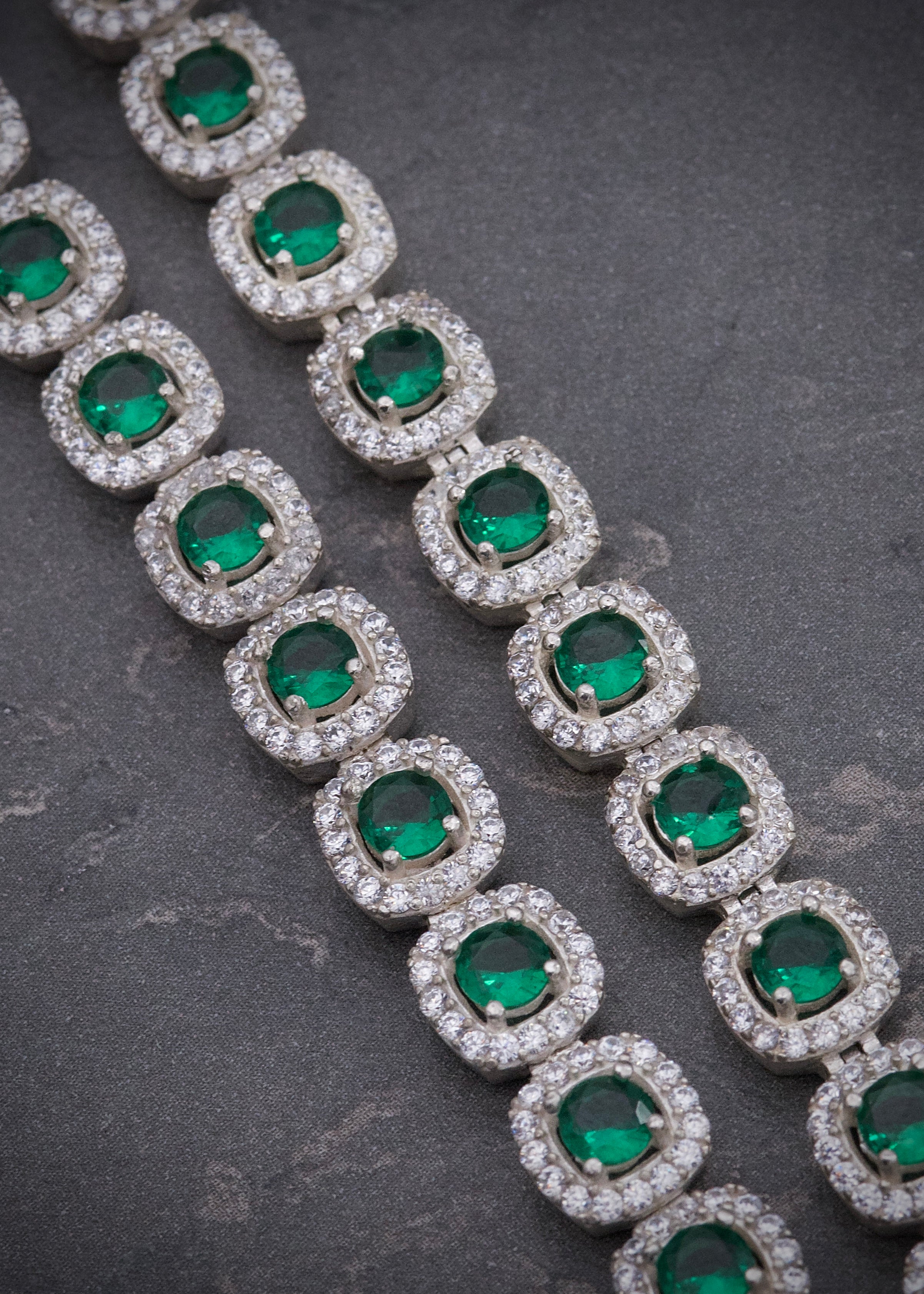 Cadena tenis con swarovski verde y blanco 49.35gr / Largo 45cm / Plata B