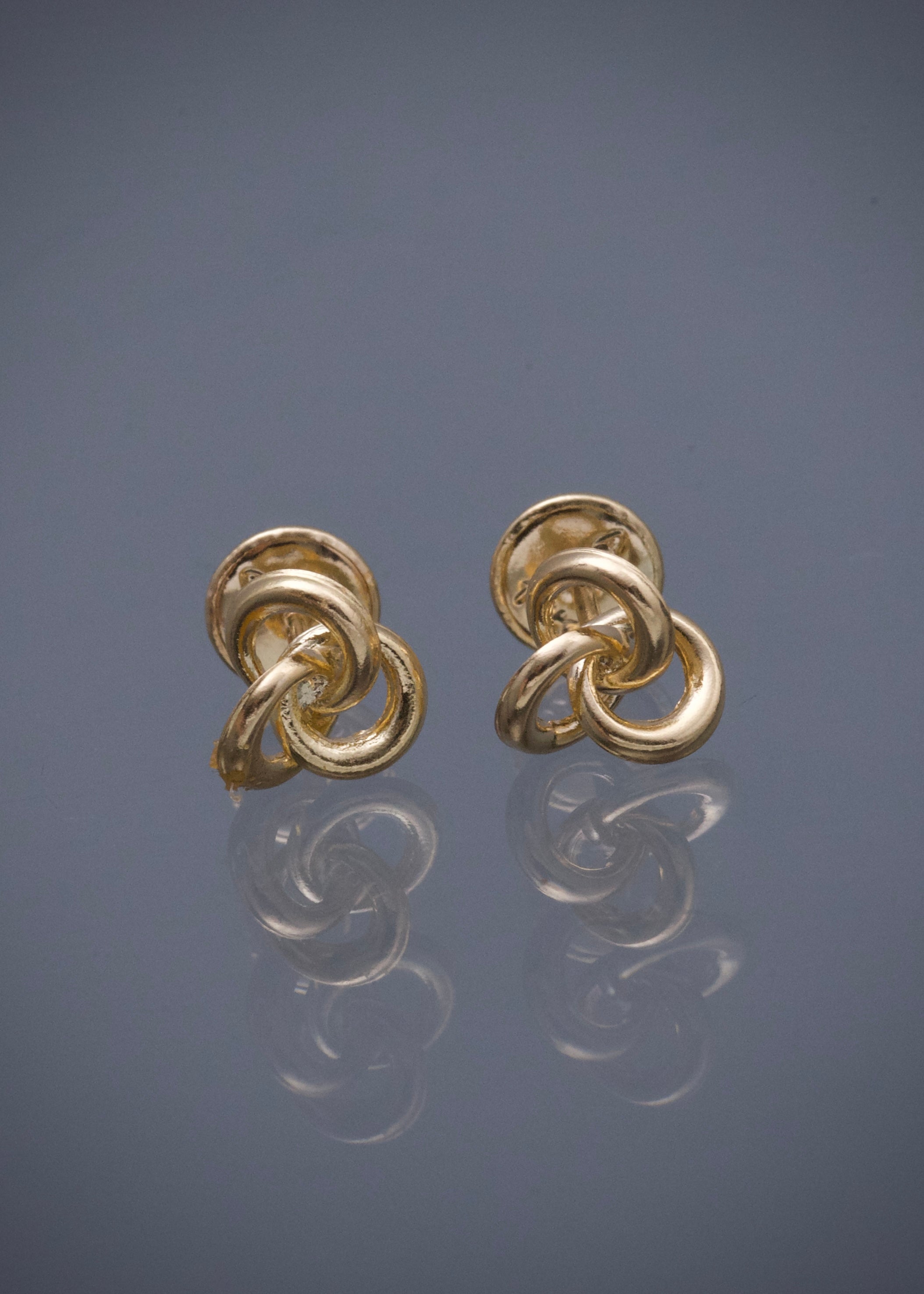 Topos aro 0.65gr / Largo 0.7cm / Oro Amarillo Nac P