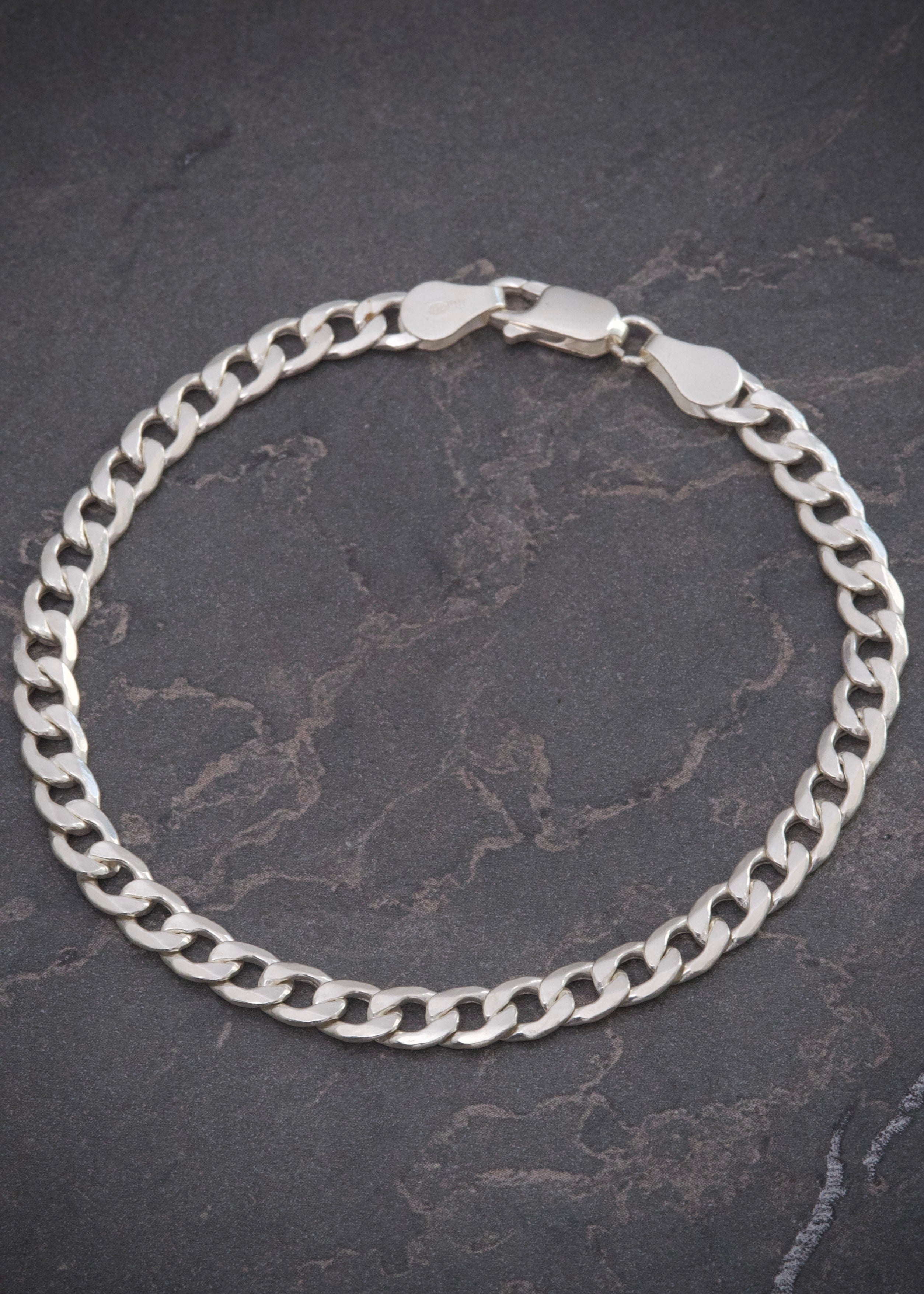 Pulso cubano 3.55gr / Largo 19.5cm / Plata B