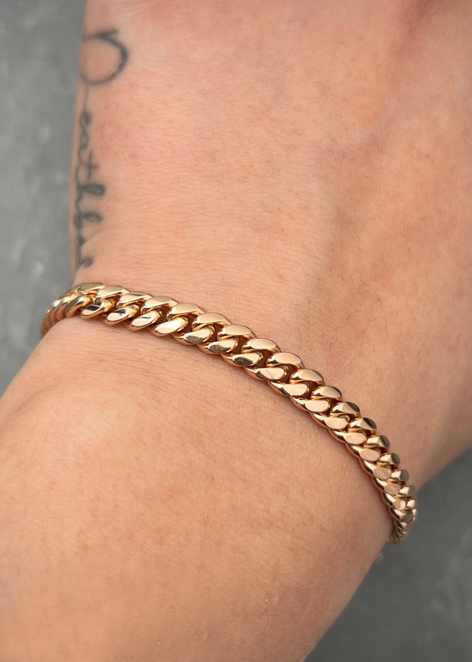 Pulso cubano 18gr / Largo 16cm / Oro Rosado Nac B