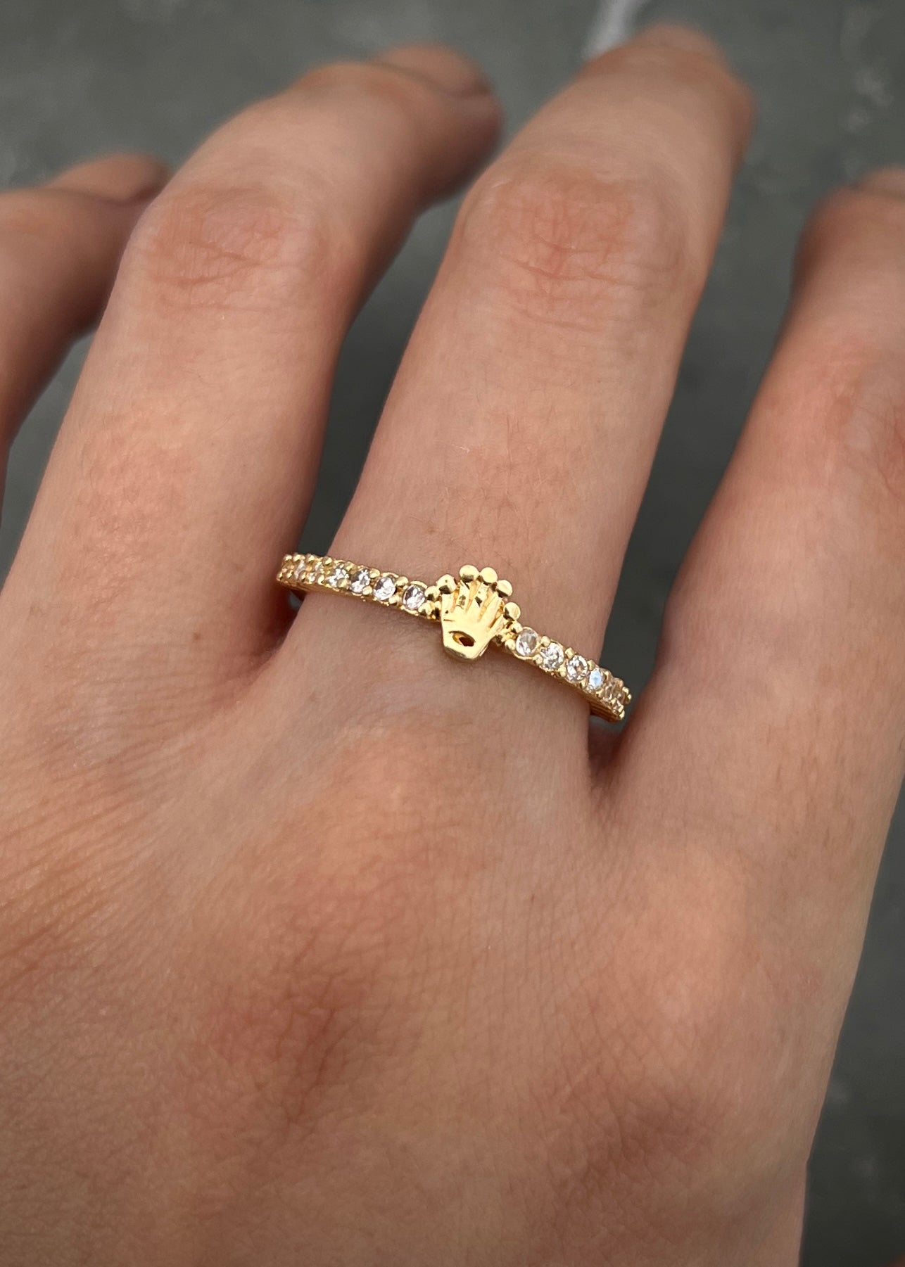 Anillo corona rx con swarovski blanco 2.15gr / TALLA 8 1/2 / Oro Amarillo Nac M