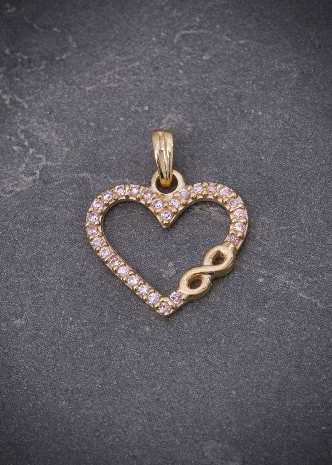 Dije corazon con swarovski rosado 1.2gr / Largo 1.7cm — Oro Amarillo