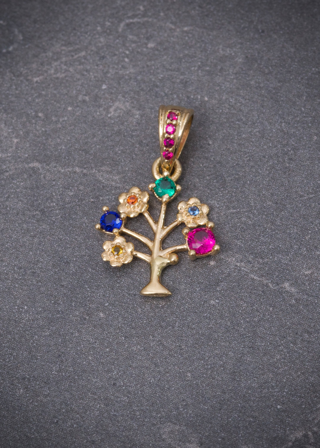Dije arbol de la vida con swarovski multicolor 0.9gr / Largo 1.9cm — Oro Amarillo