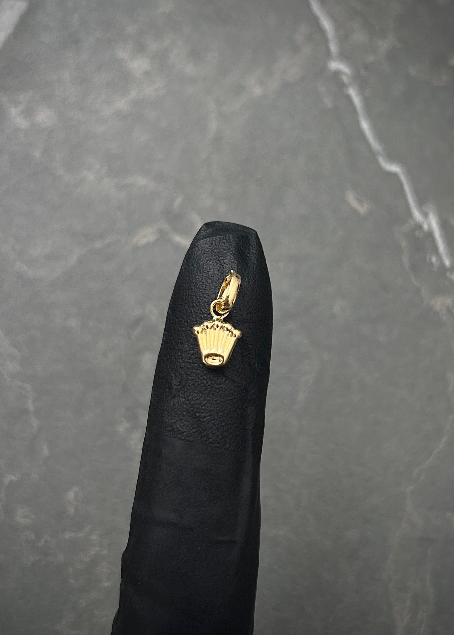 Dije corona rx 0.3gr / Largo 1.3cm / Oro Amarillo Nac*