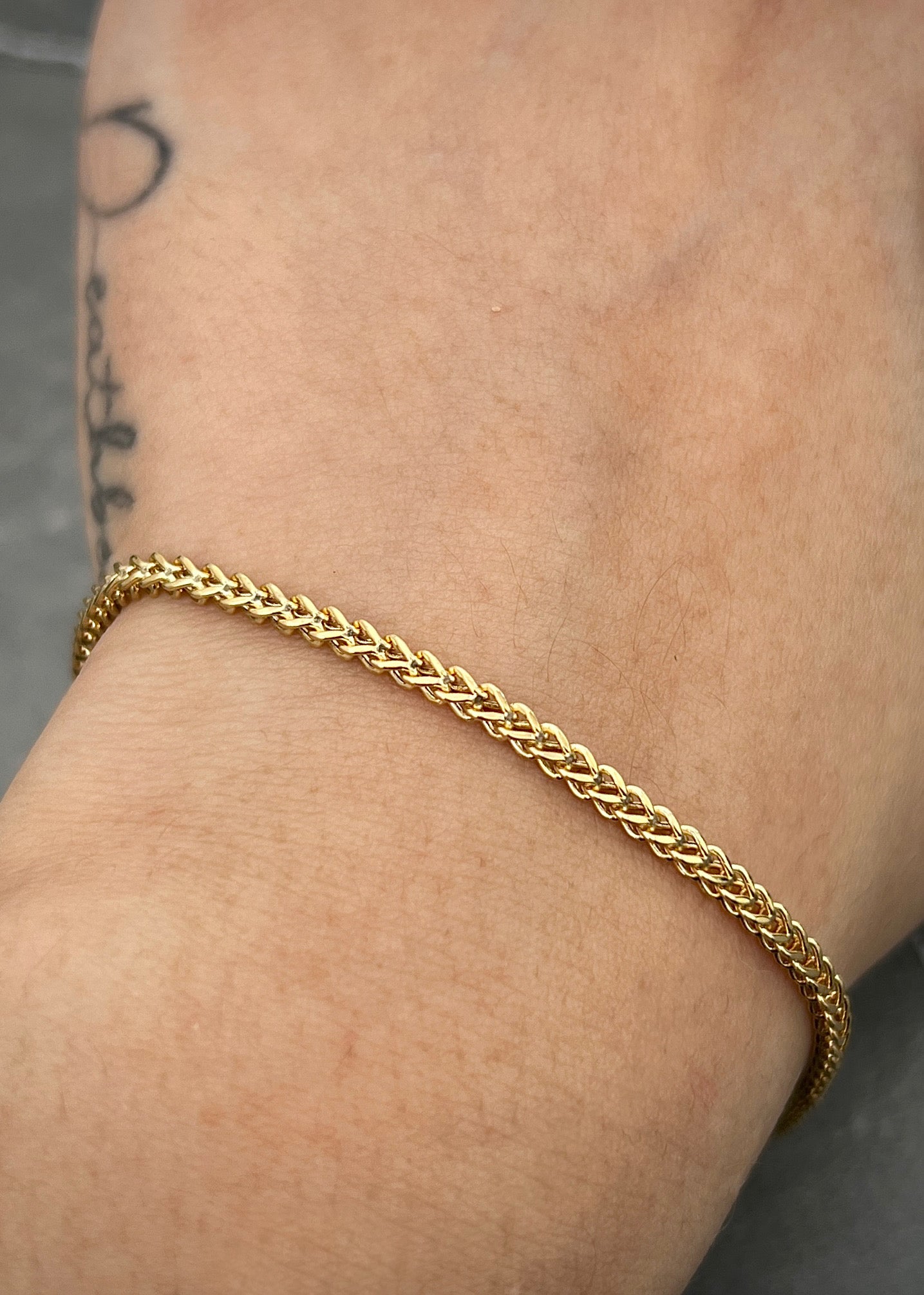 Pulso franco 3.2gr / Largo 20cm / Oro Amarillo italy +3 M