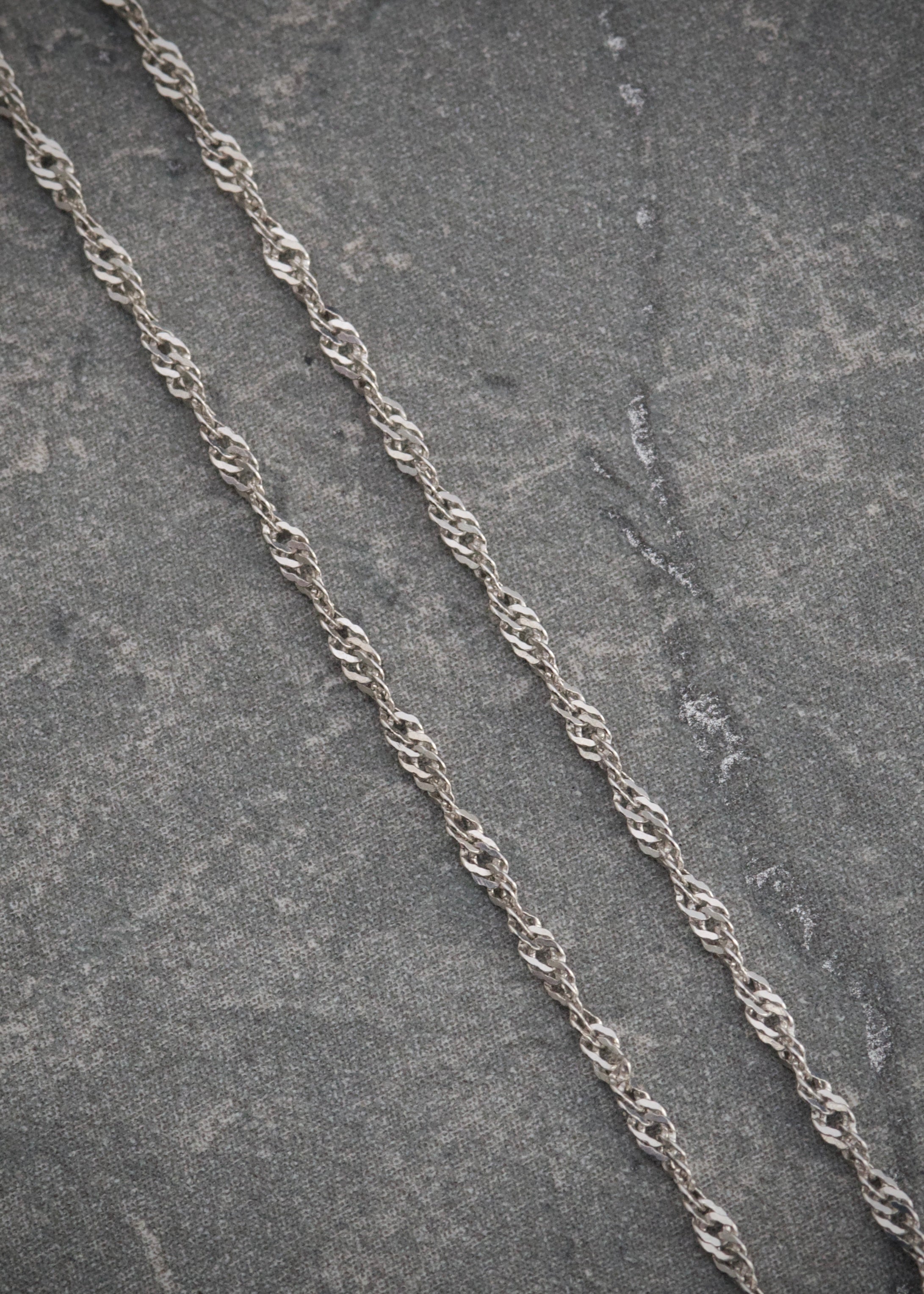 Cadena singapur 0.95gr / Largo 40cm / — — Plata