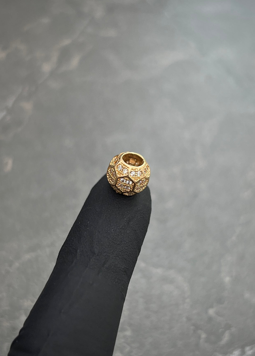 Herraje con Swarovski Blanco 1.7gr / 0.7cm / 8.4mm — Oro Amarillo