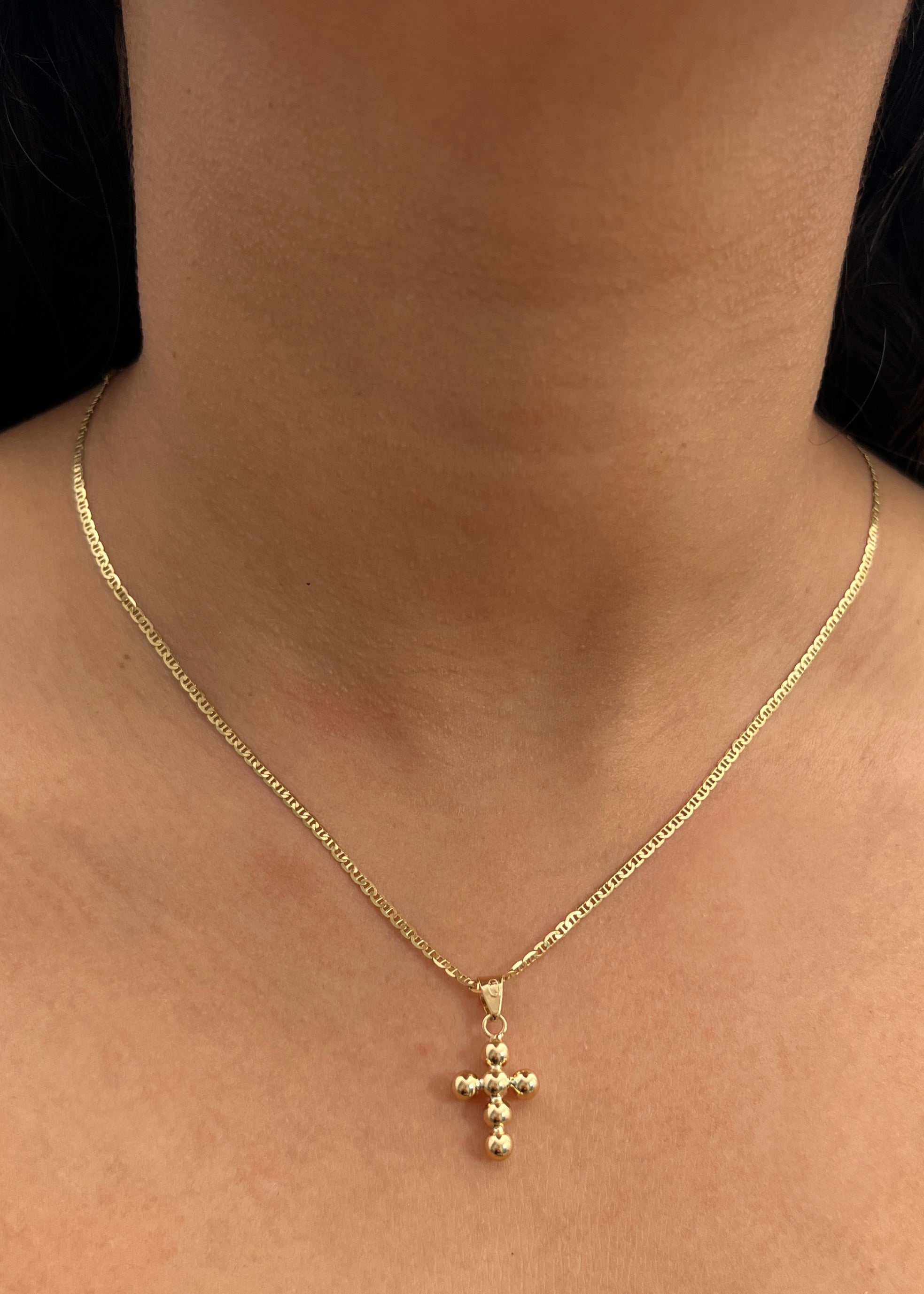 Dije Cruz 0.8gr / Largo 2.5cm / Oro Amarillo Nac B