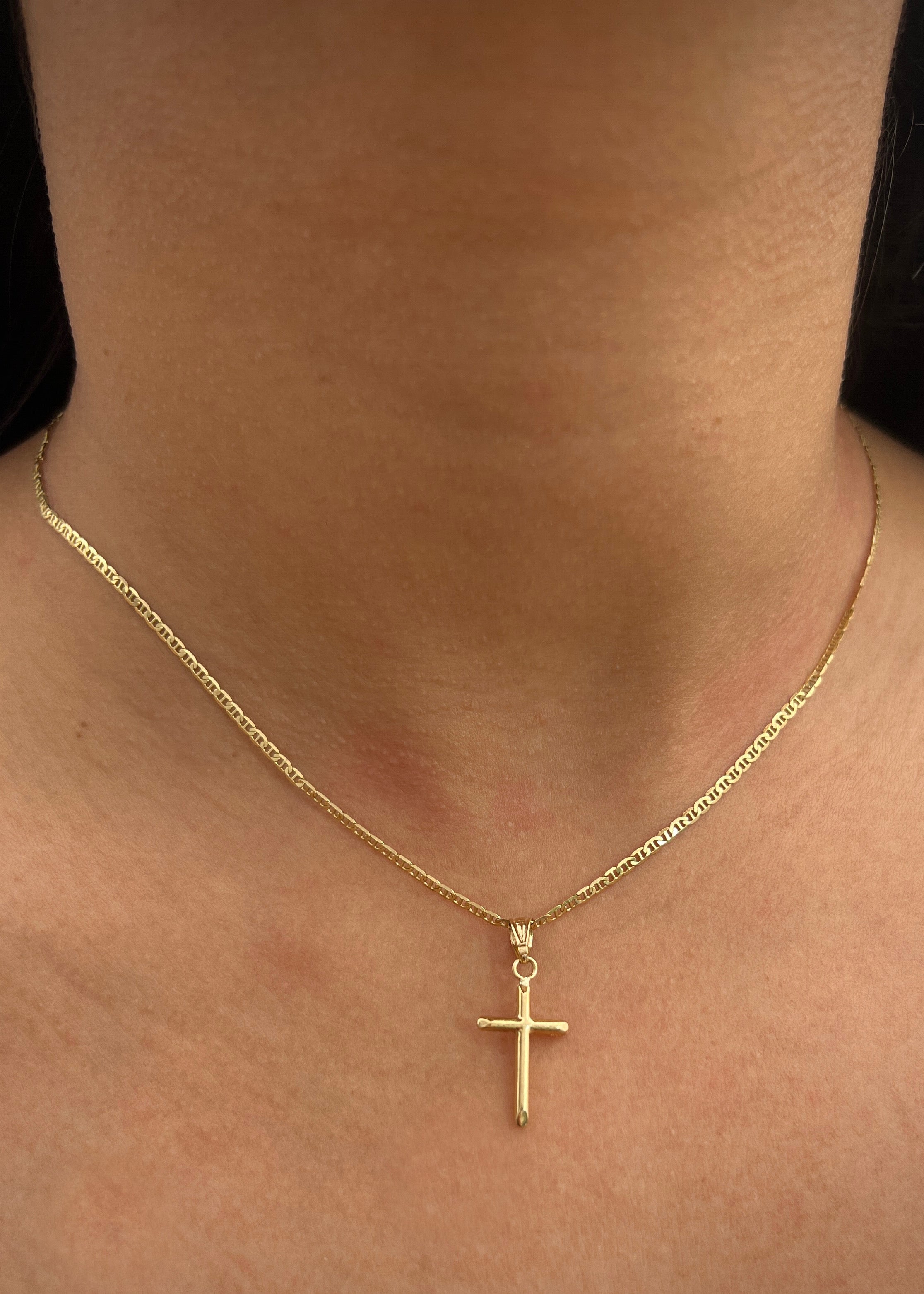 Dije de cruz 0.5gr / Largo 2.5cm / Oro Amarillo Nac P